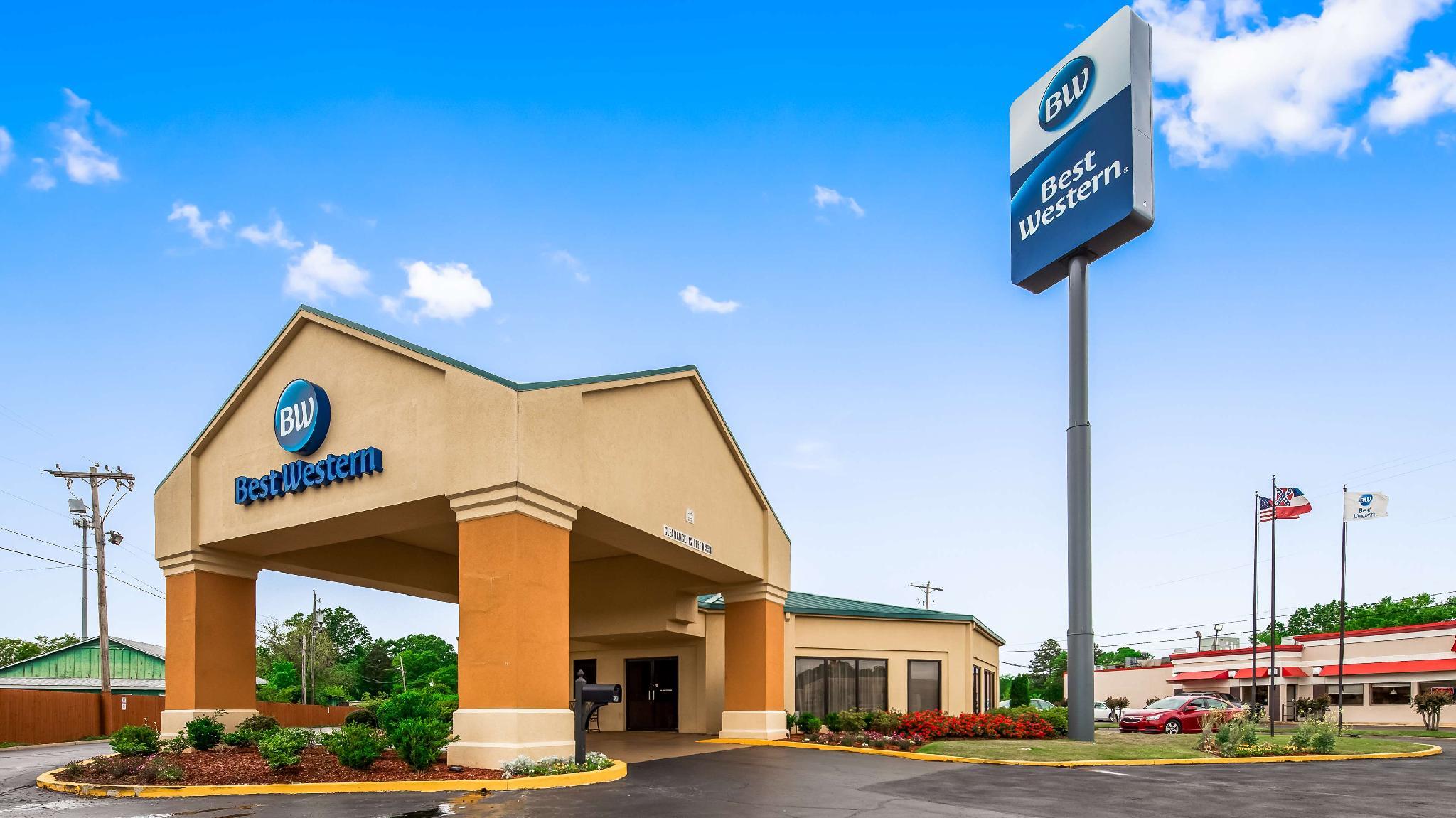 Ngoại cảnh khách sạn