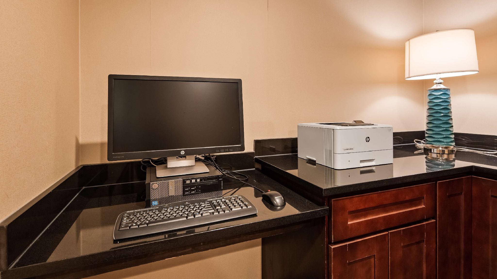 Trung tâm hội nghị