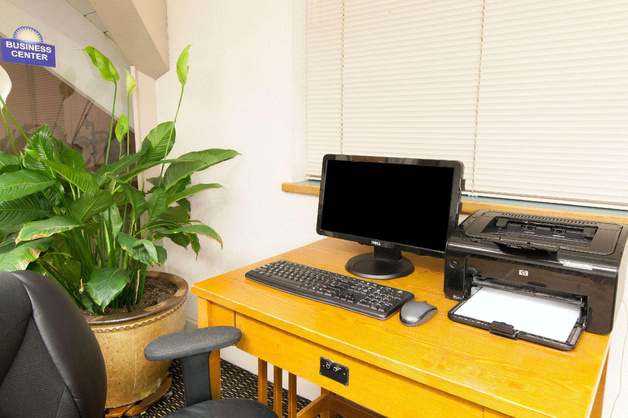 Trung tâm hội nghị