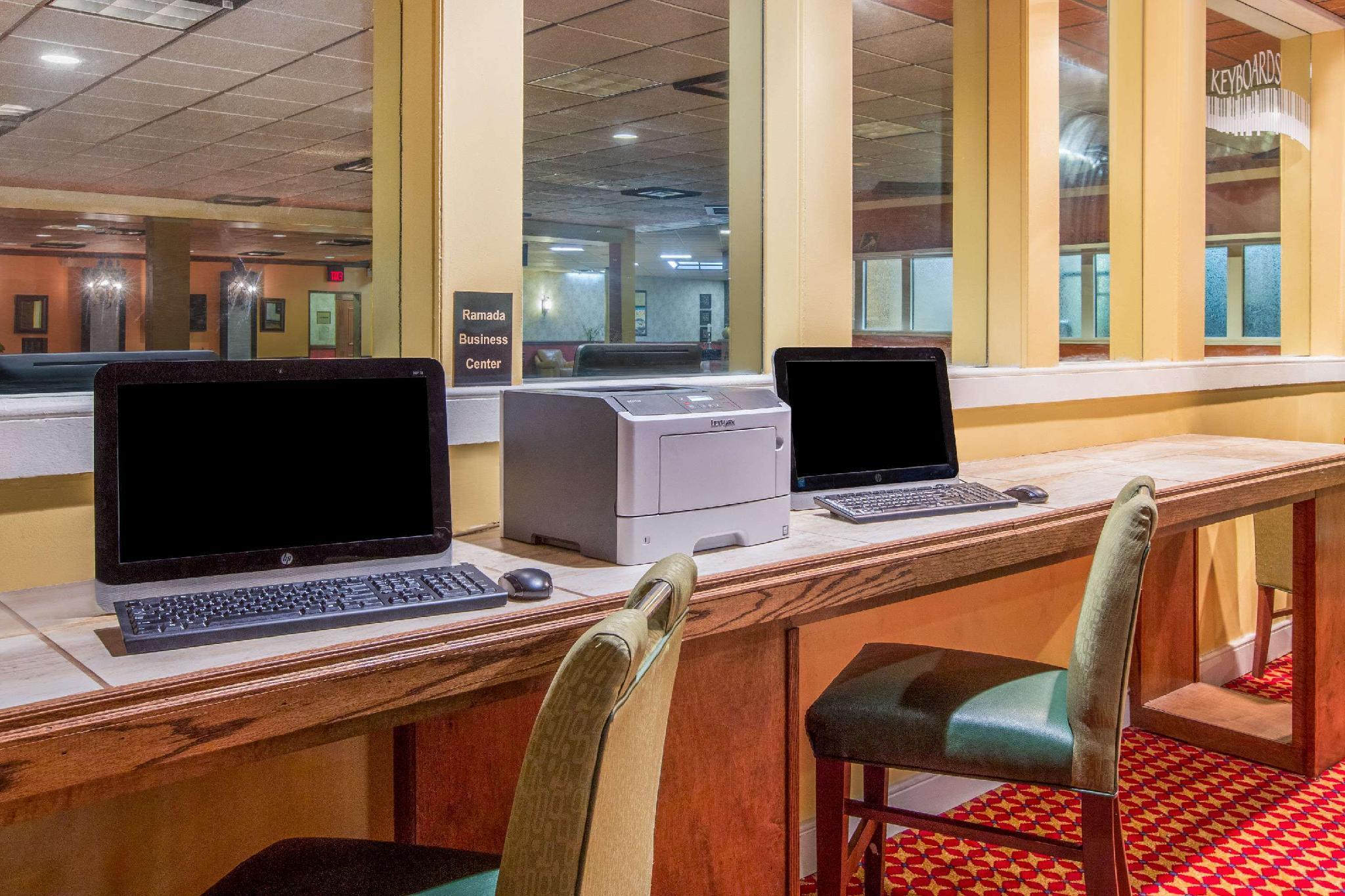 Trung tâm hội nghị