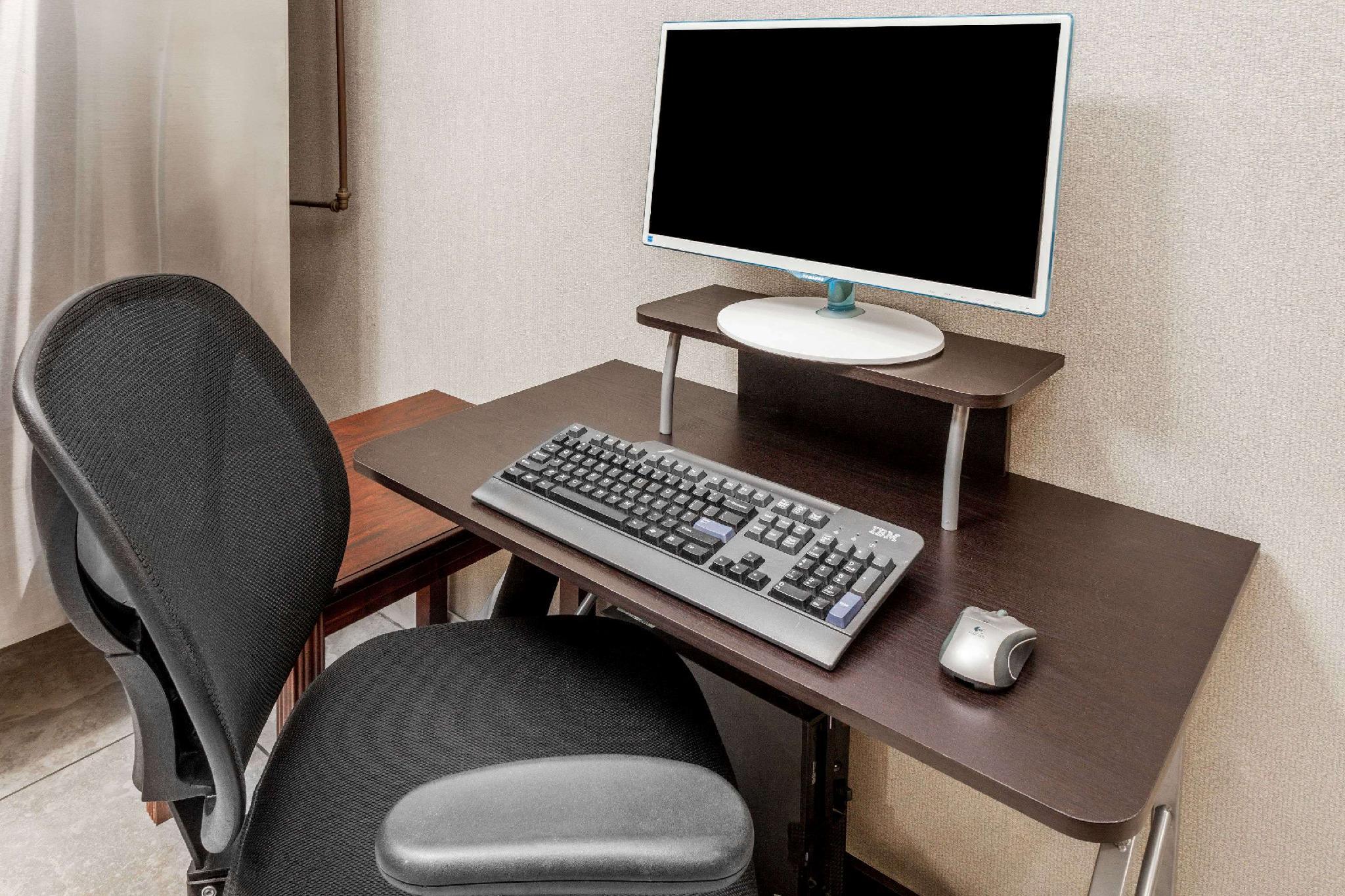 Trung tâm hội nghị