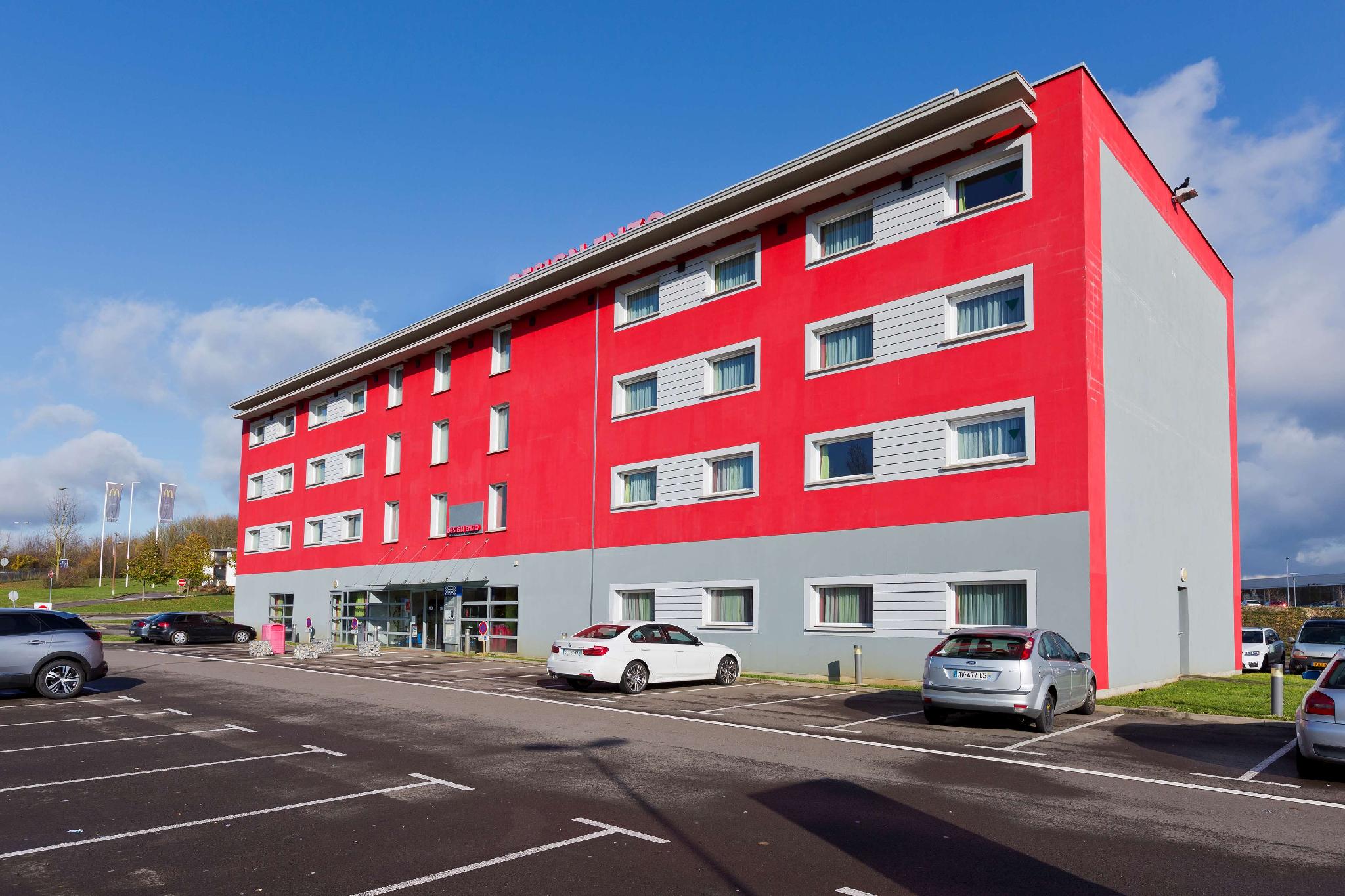 Ngoại cảnh khách sạn