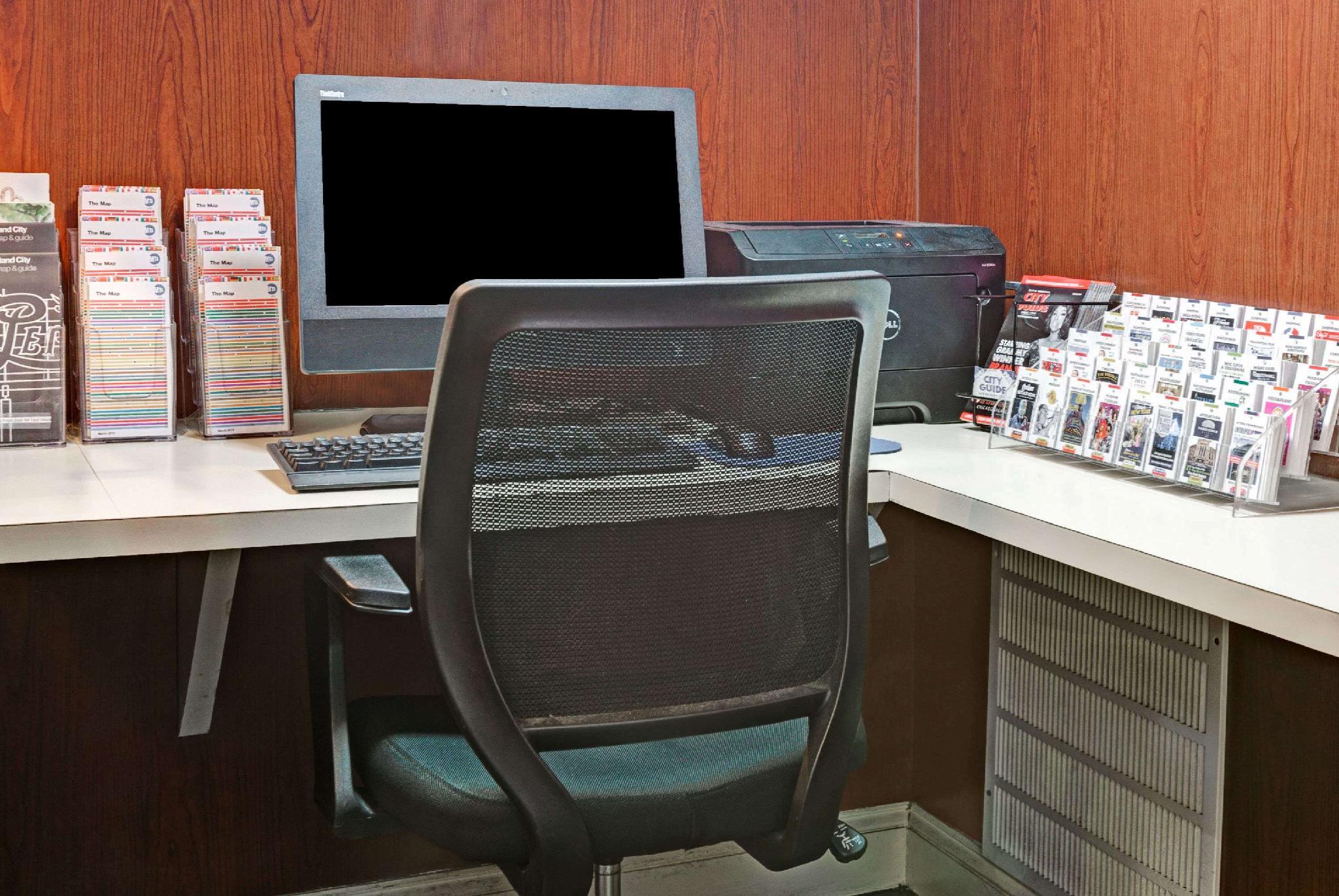 Trung tâm hội nghị