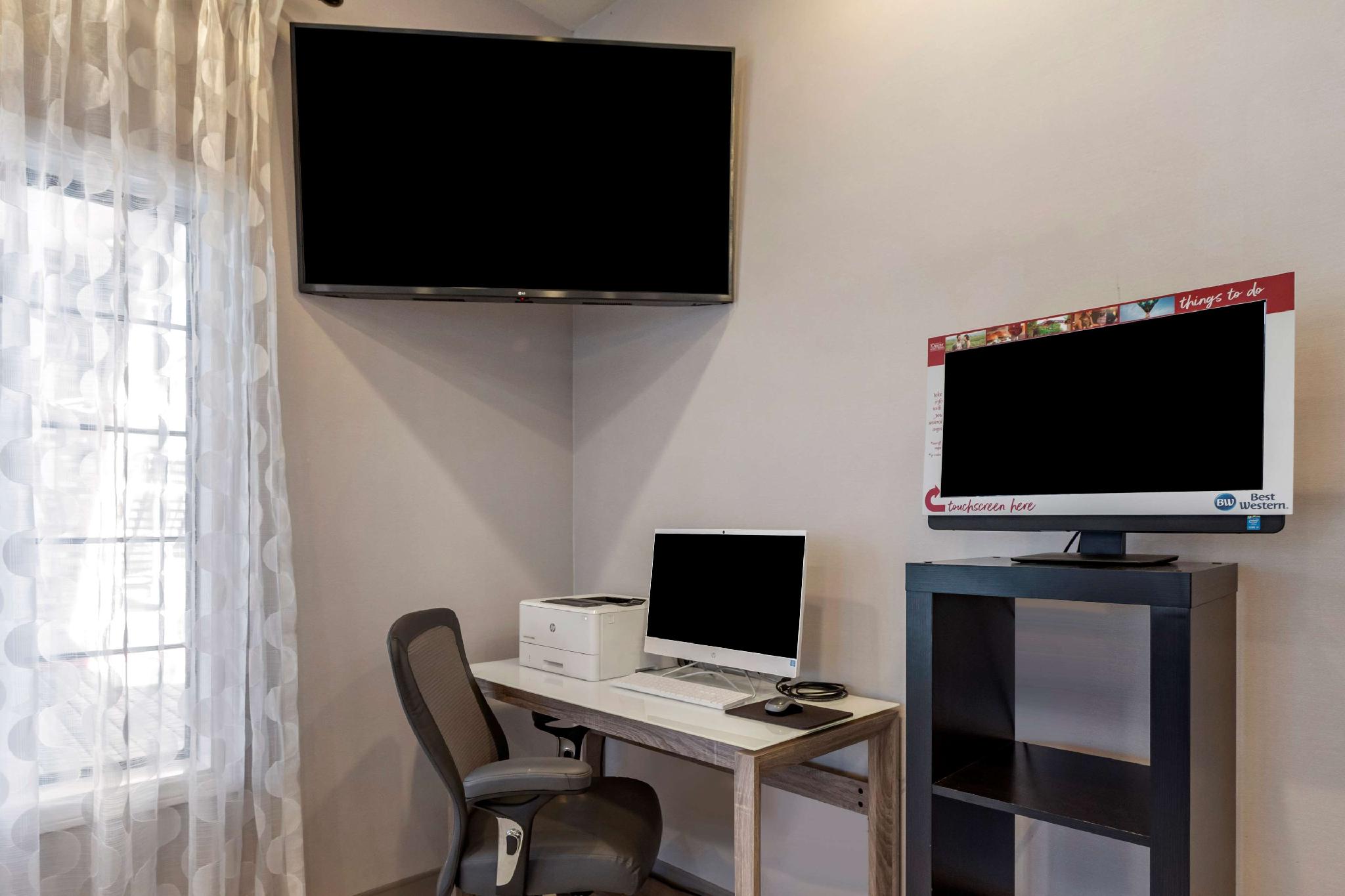 Trung tâm hội nghị