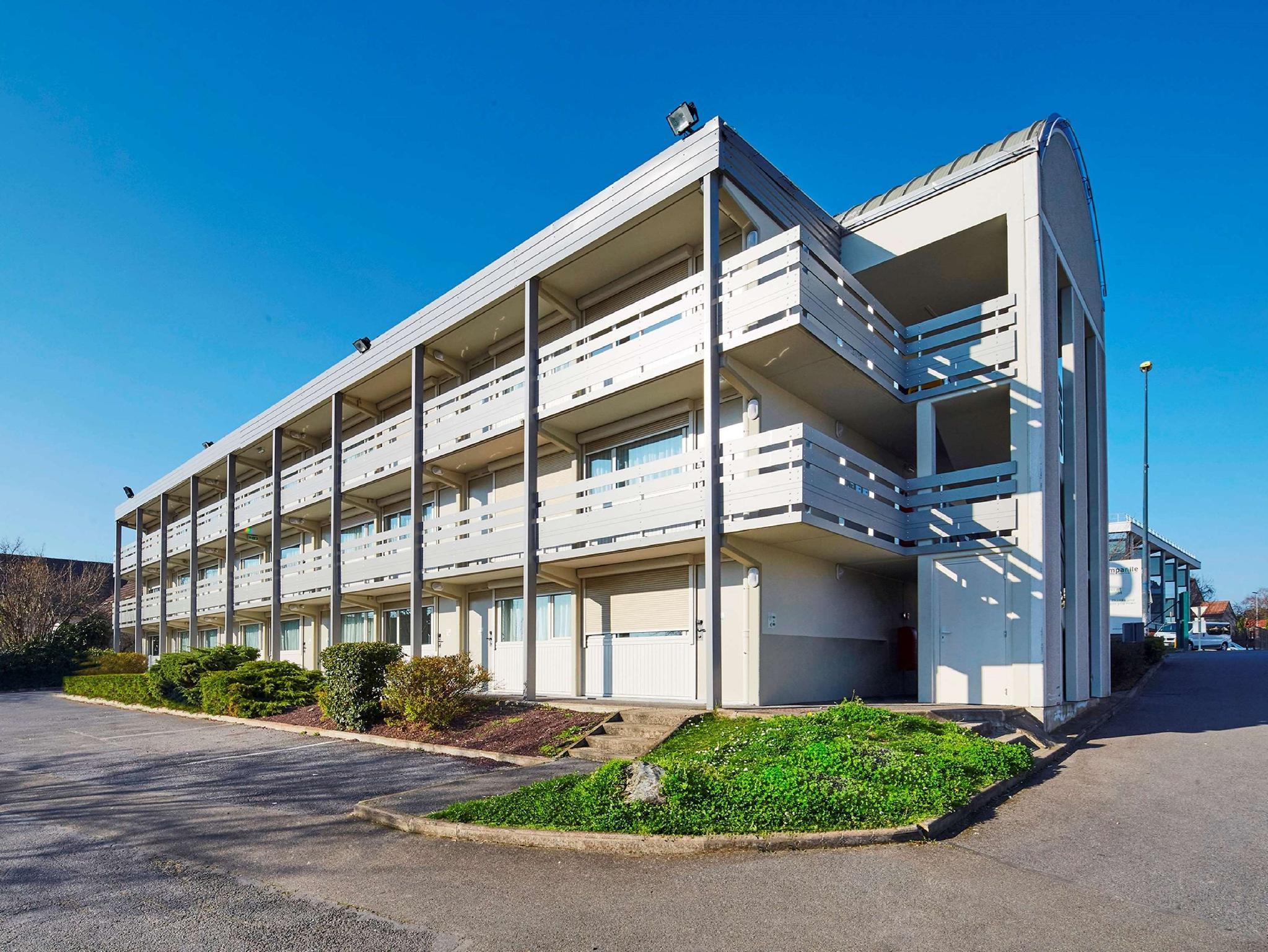 Ngoại cảnh khách sạn