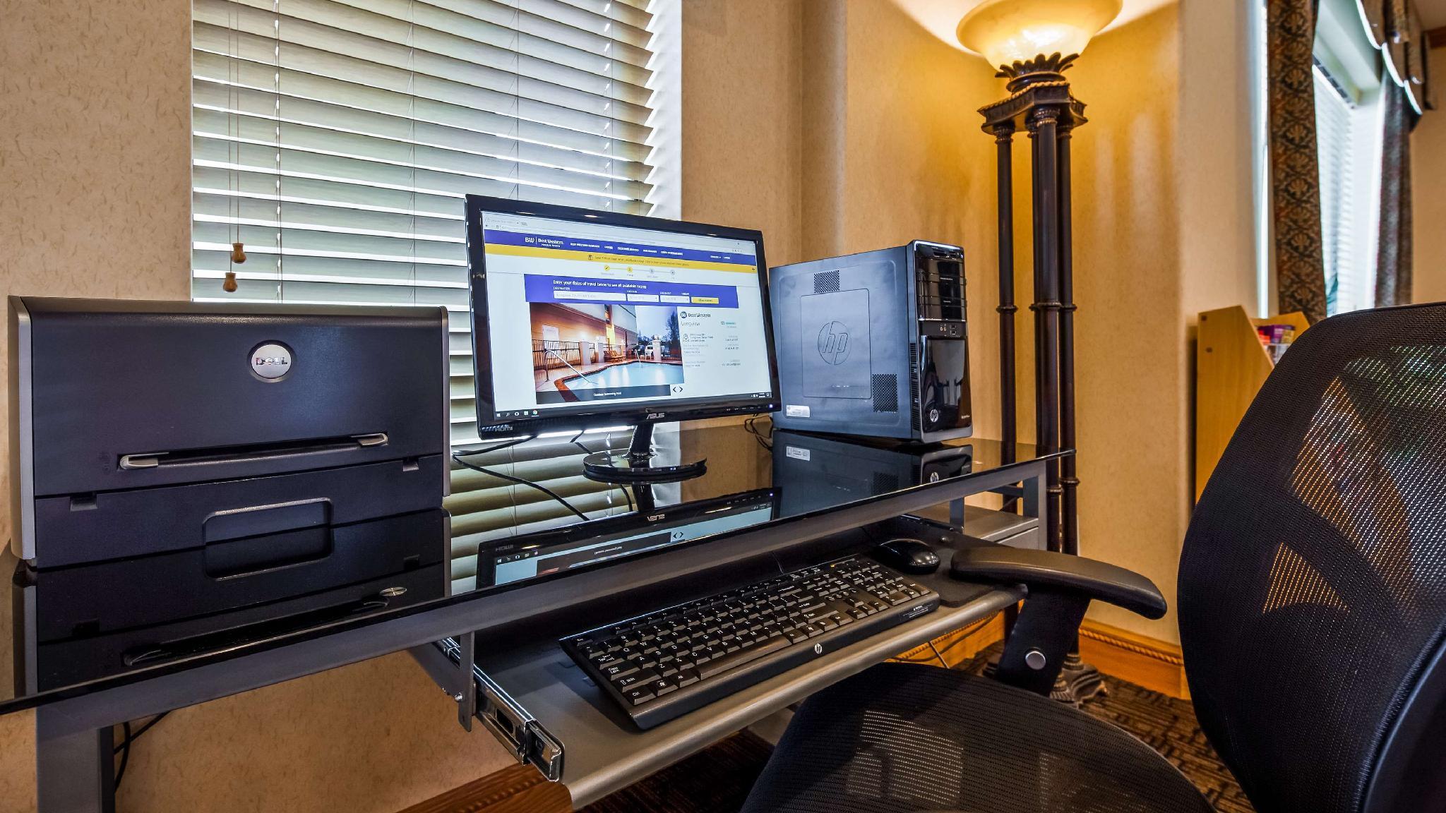 Trung tâm hội nghị