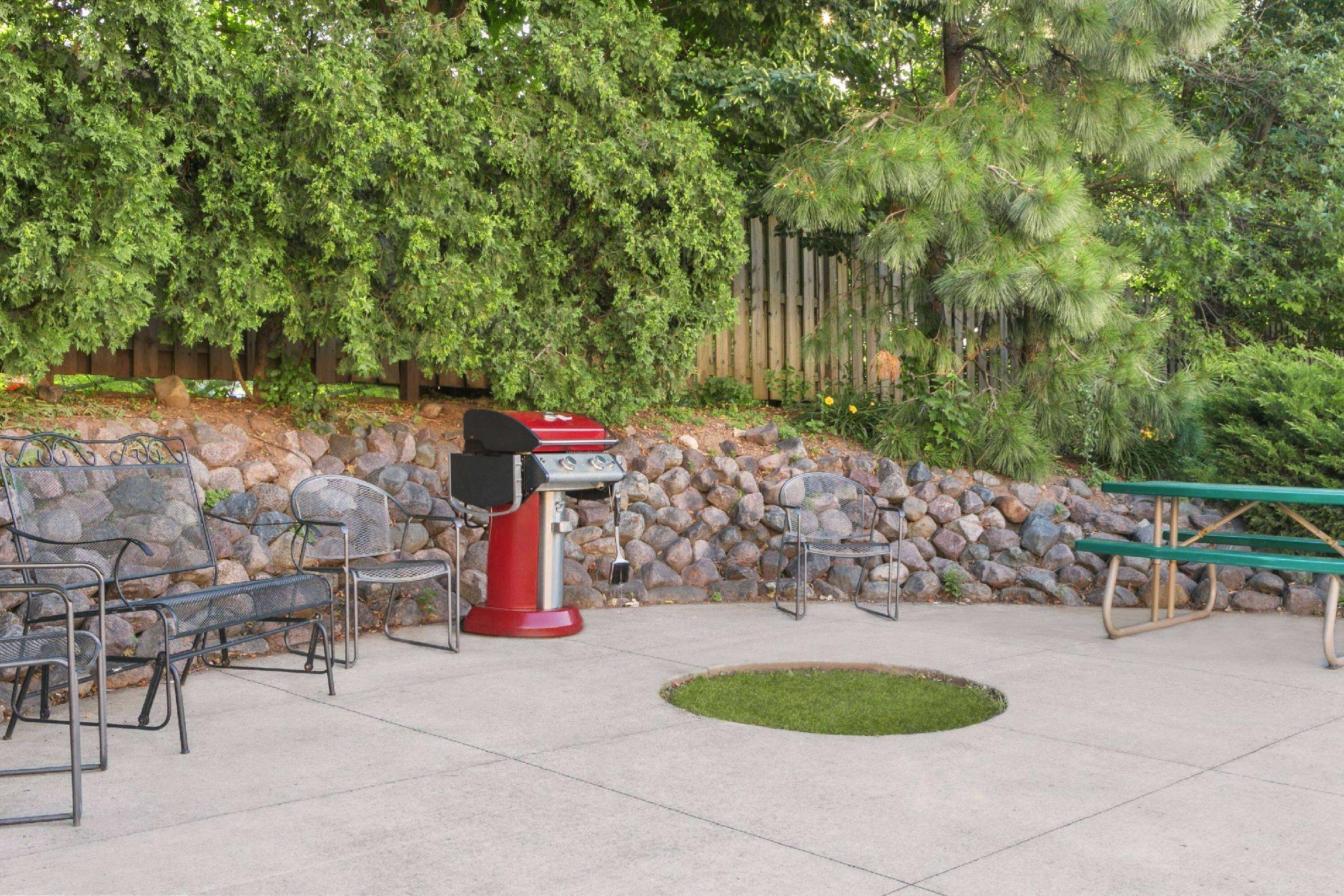 Ngoại cảnh khách sạn