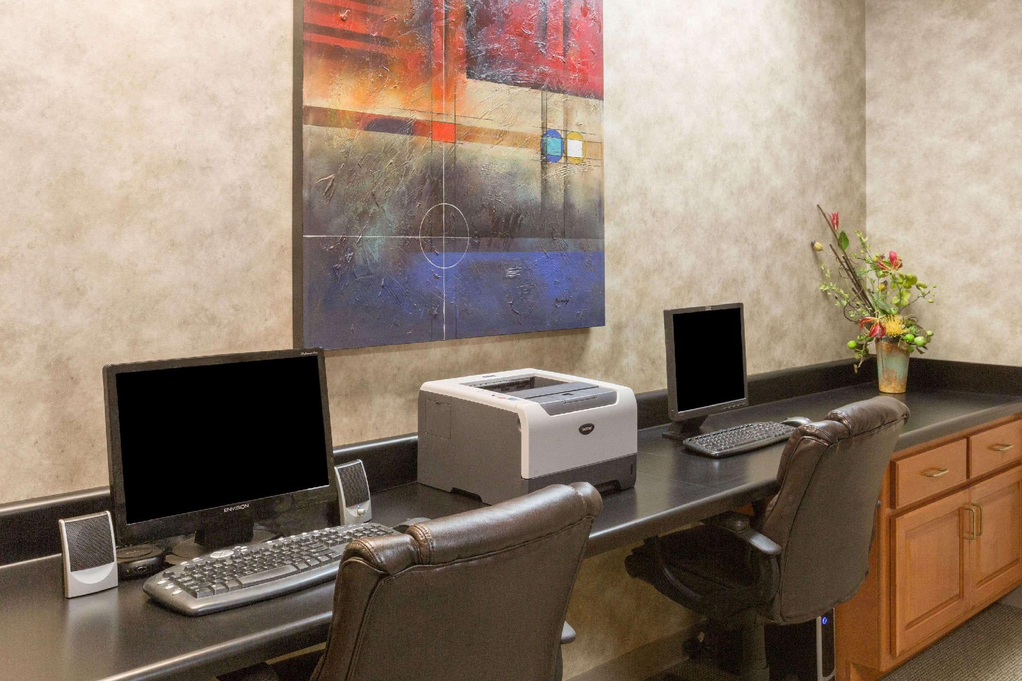 Trung tâm hội nghị