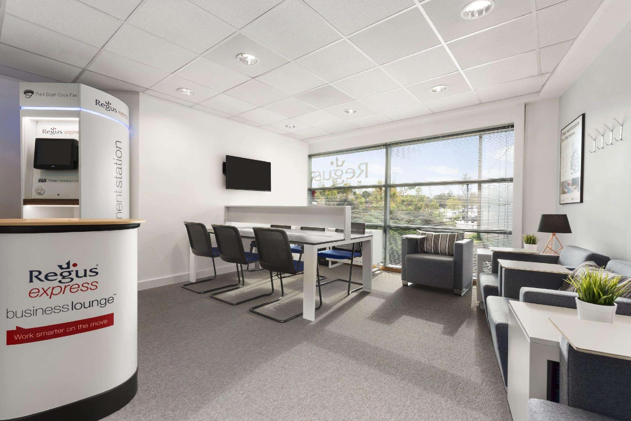 Trung tâm hội nghị