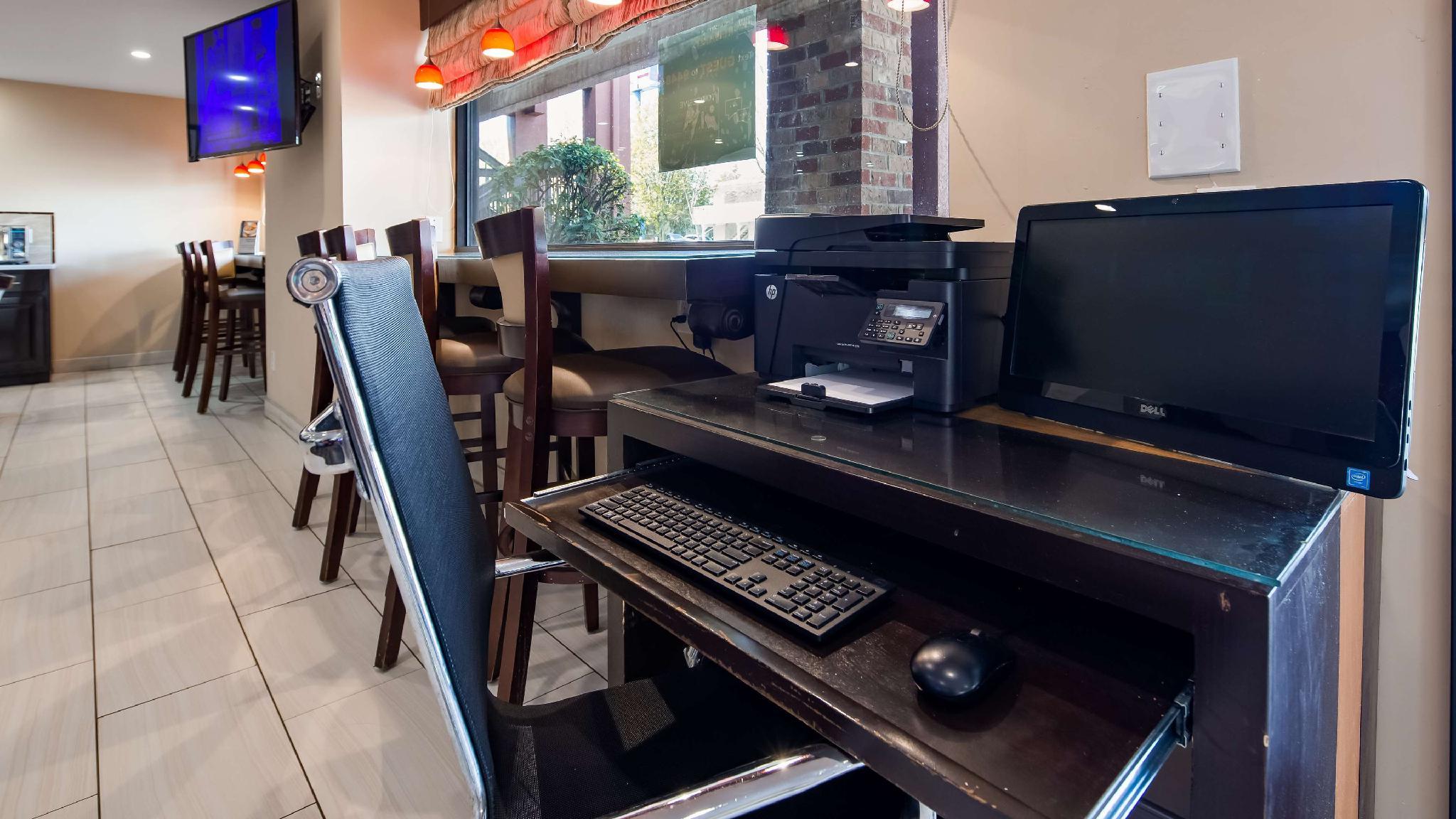 Trung tâm hội nghị