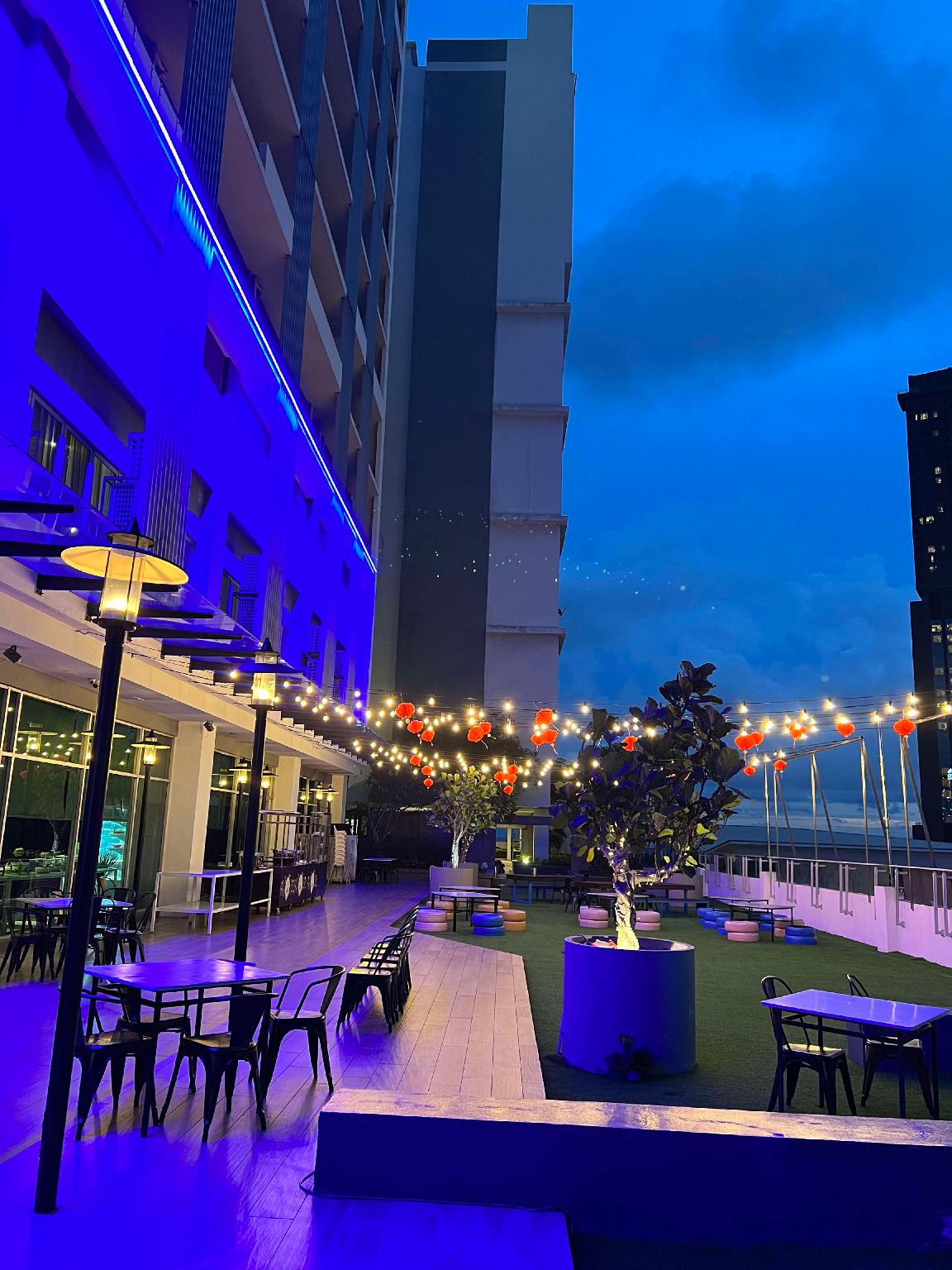 Ngoại cảnh khách sạn