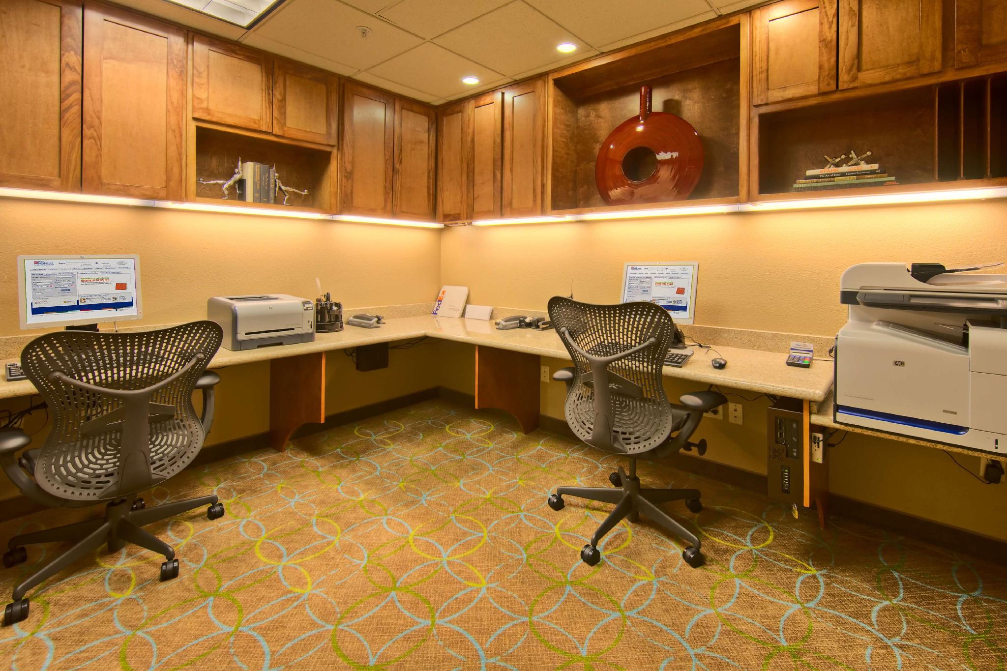 Trung tâm hội nghị