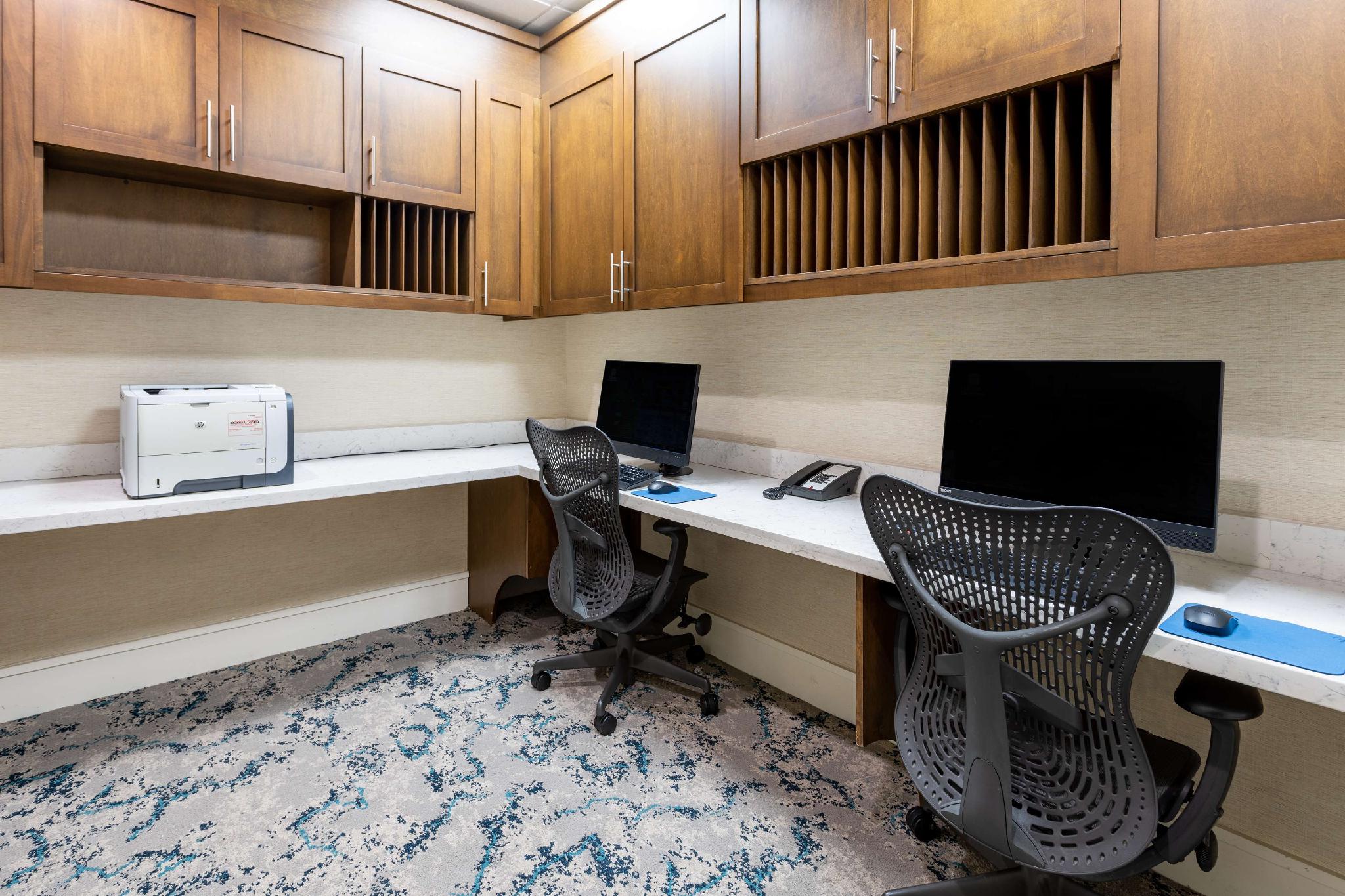 Trung tâm hội nghị