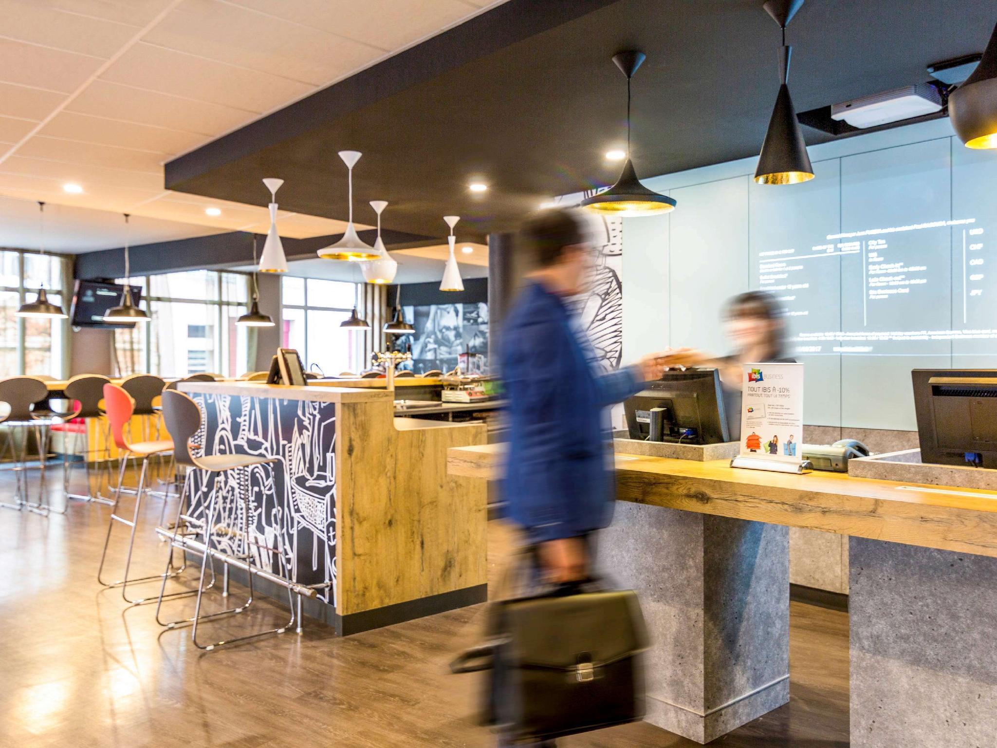 Ngoại cảnh khách sạn