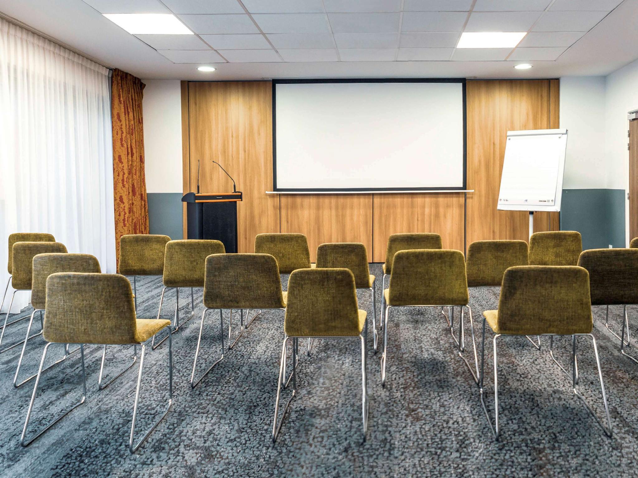 Phòng họp hội nghị