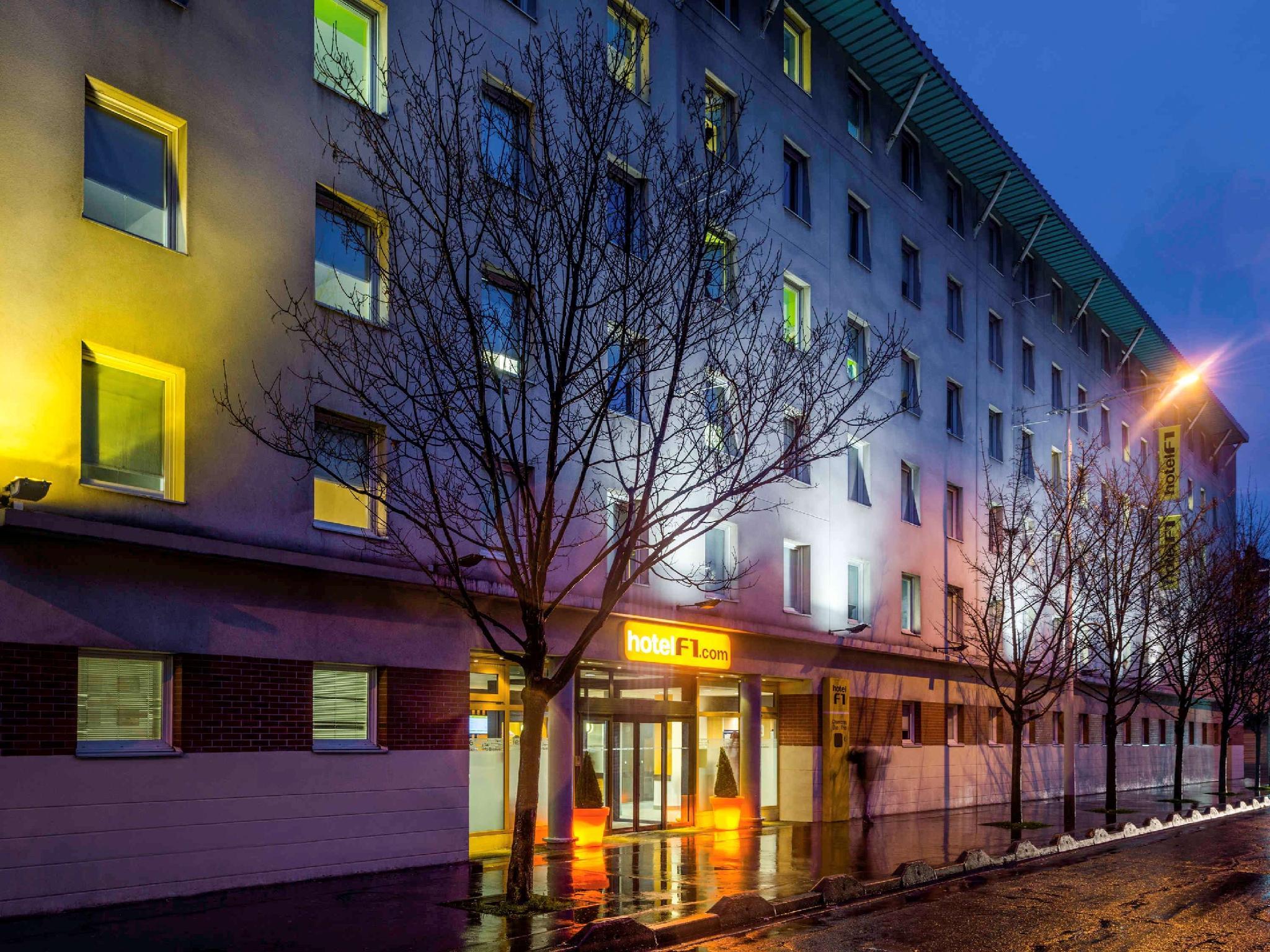 Ngoại cảnh khách sạn