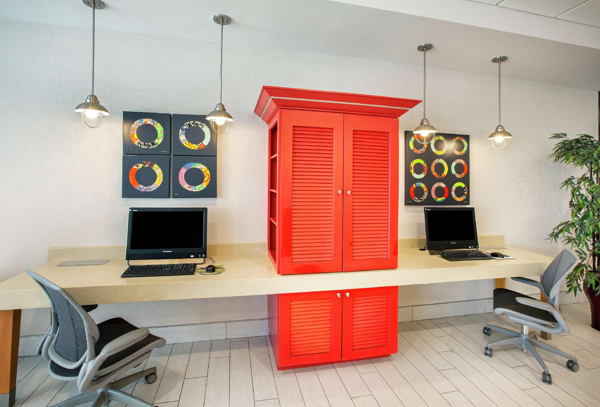 Trung tâm hội nghị