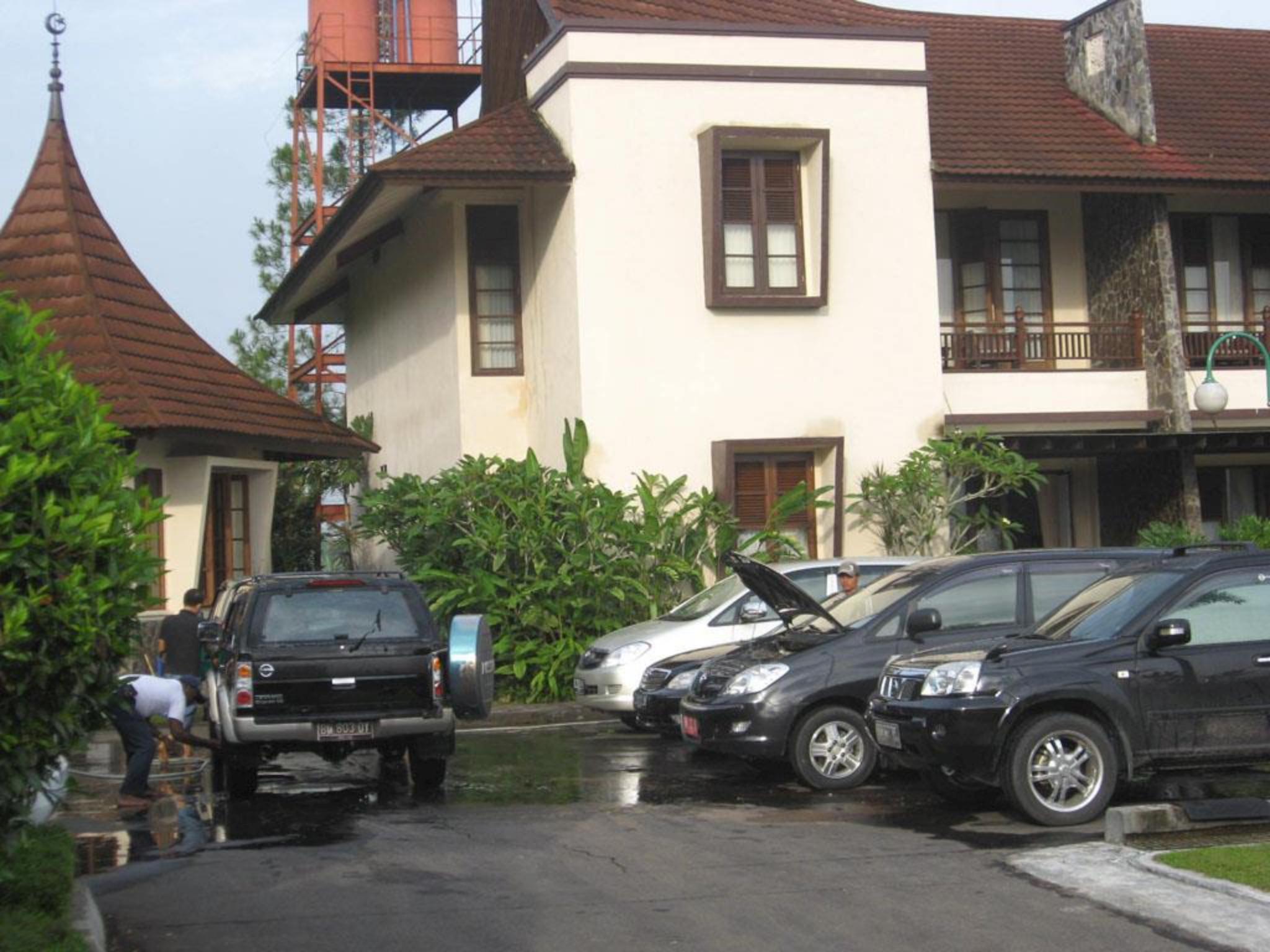 Ngoại cảnh khách sạn