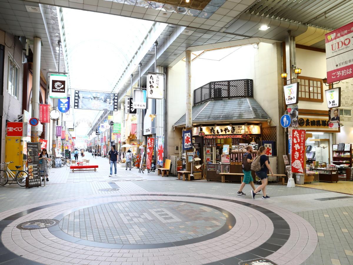 Nơi tham quan gần đây