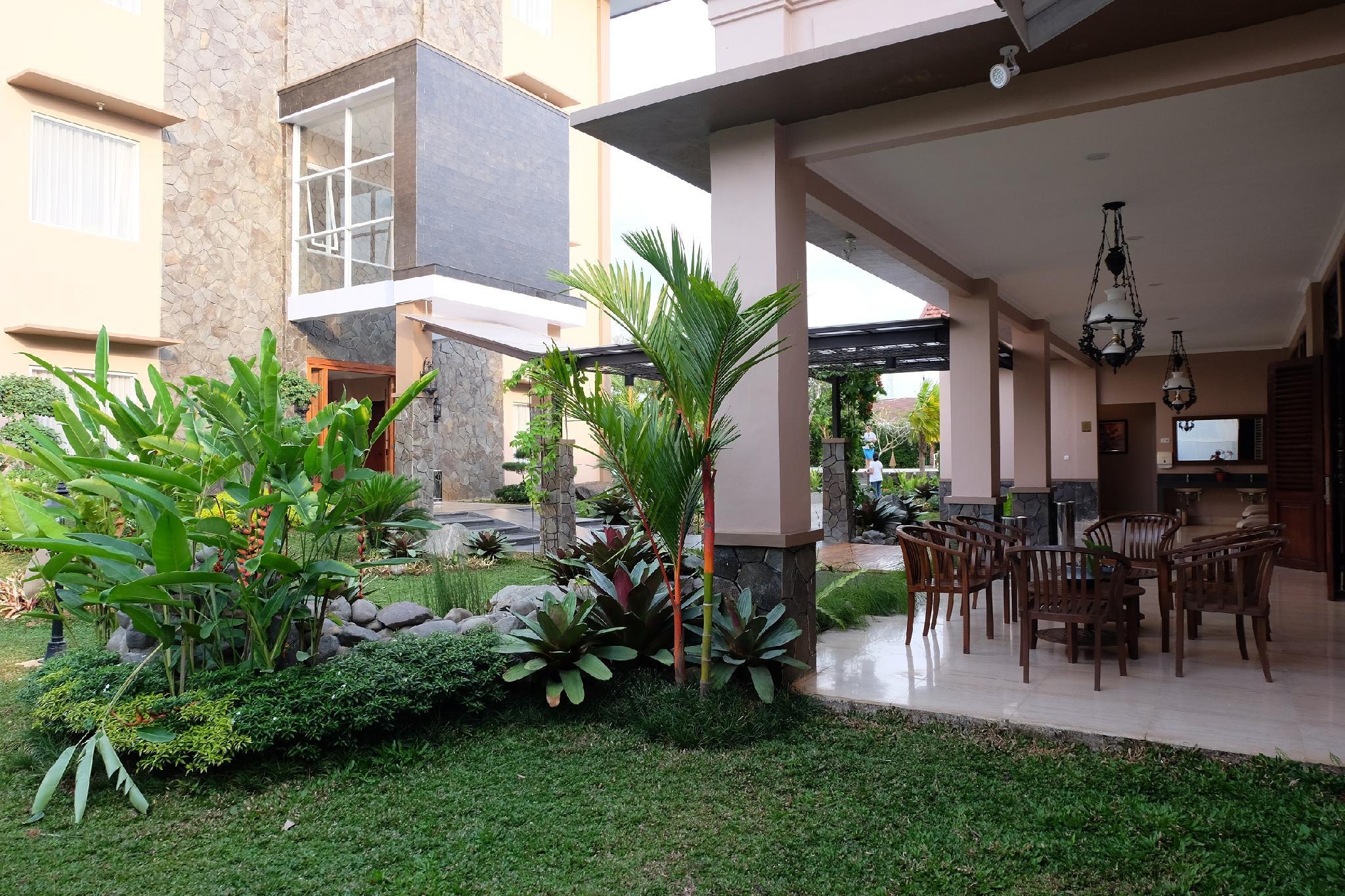 Ngoại cảnh khách sạn