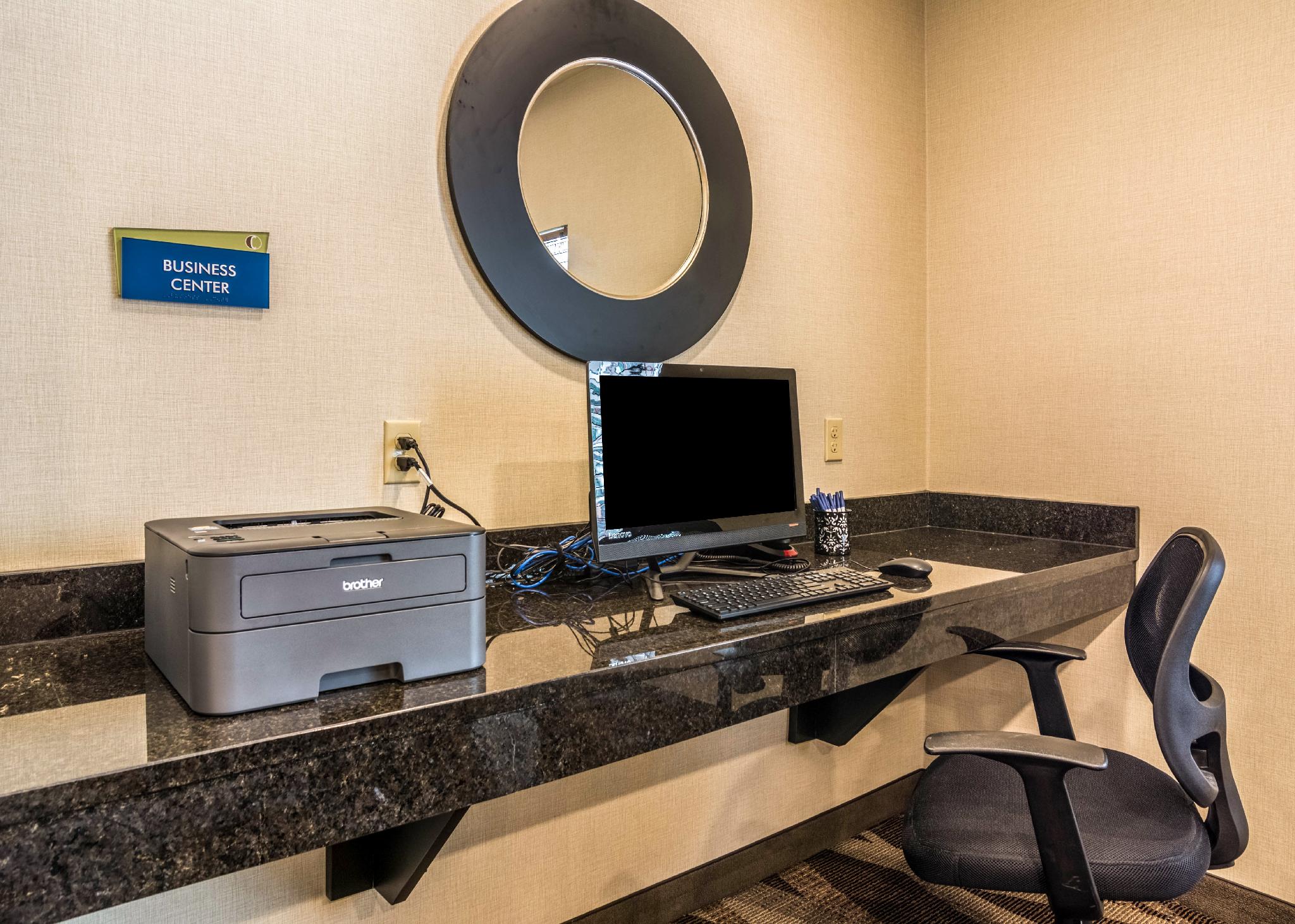 Trung tâm hội nghị