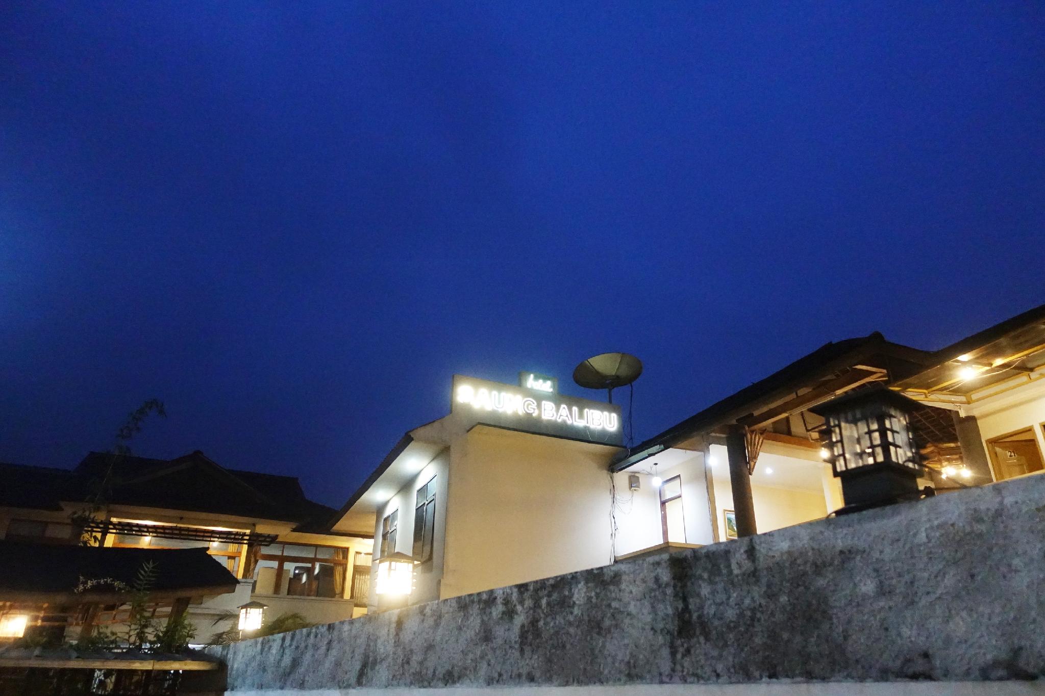 Ngoại cảnh khách sạn