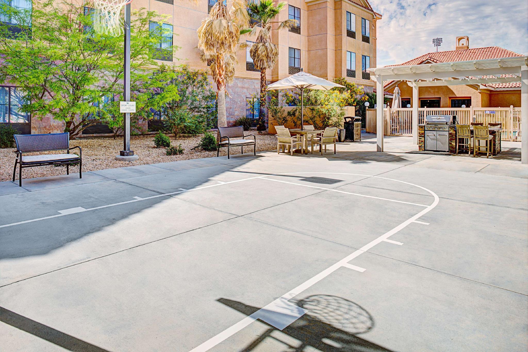 Thể thao và hoạt động