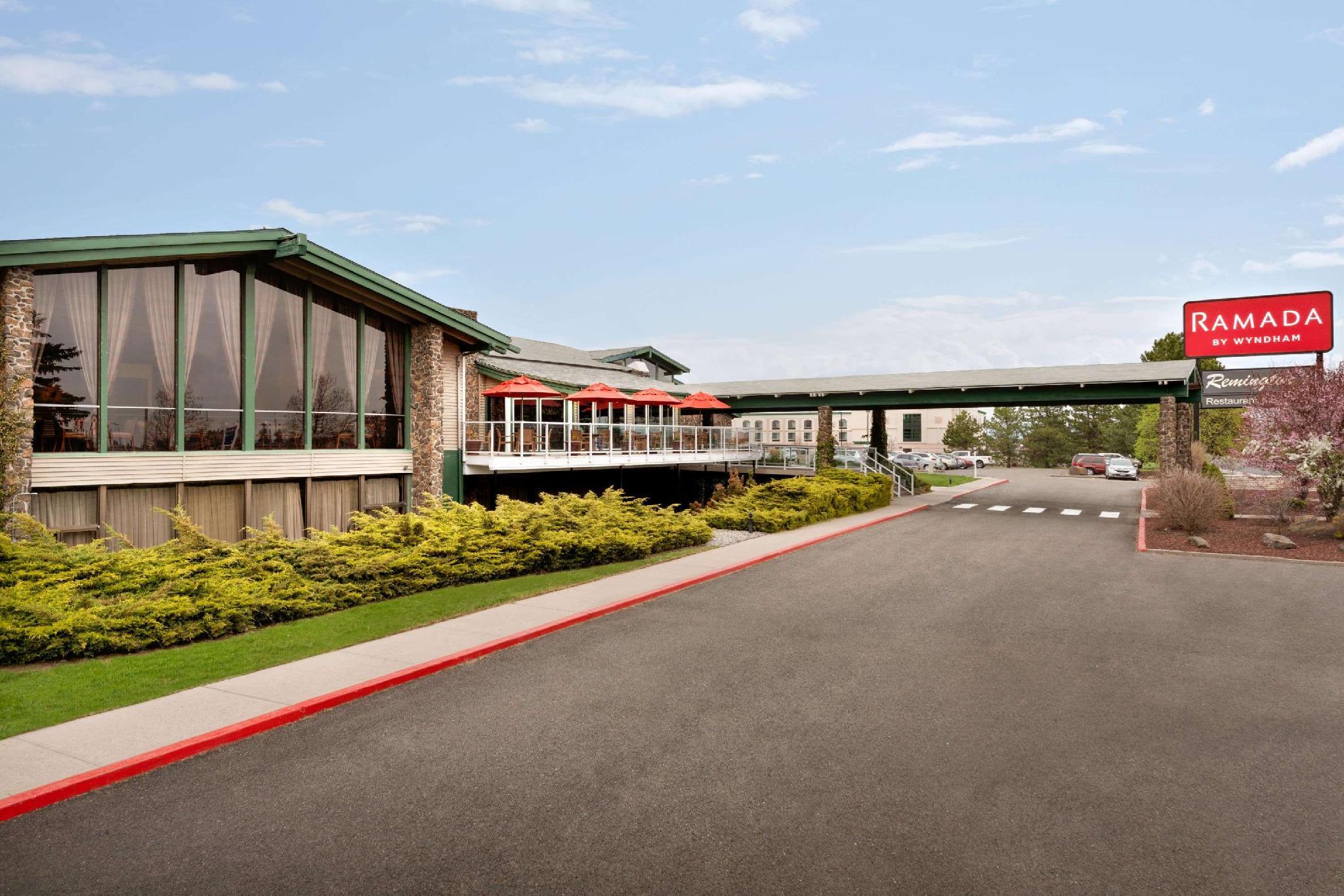 Ngoại cảnh khách sạn