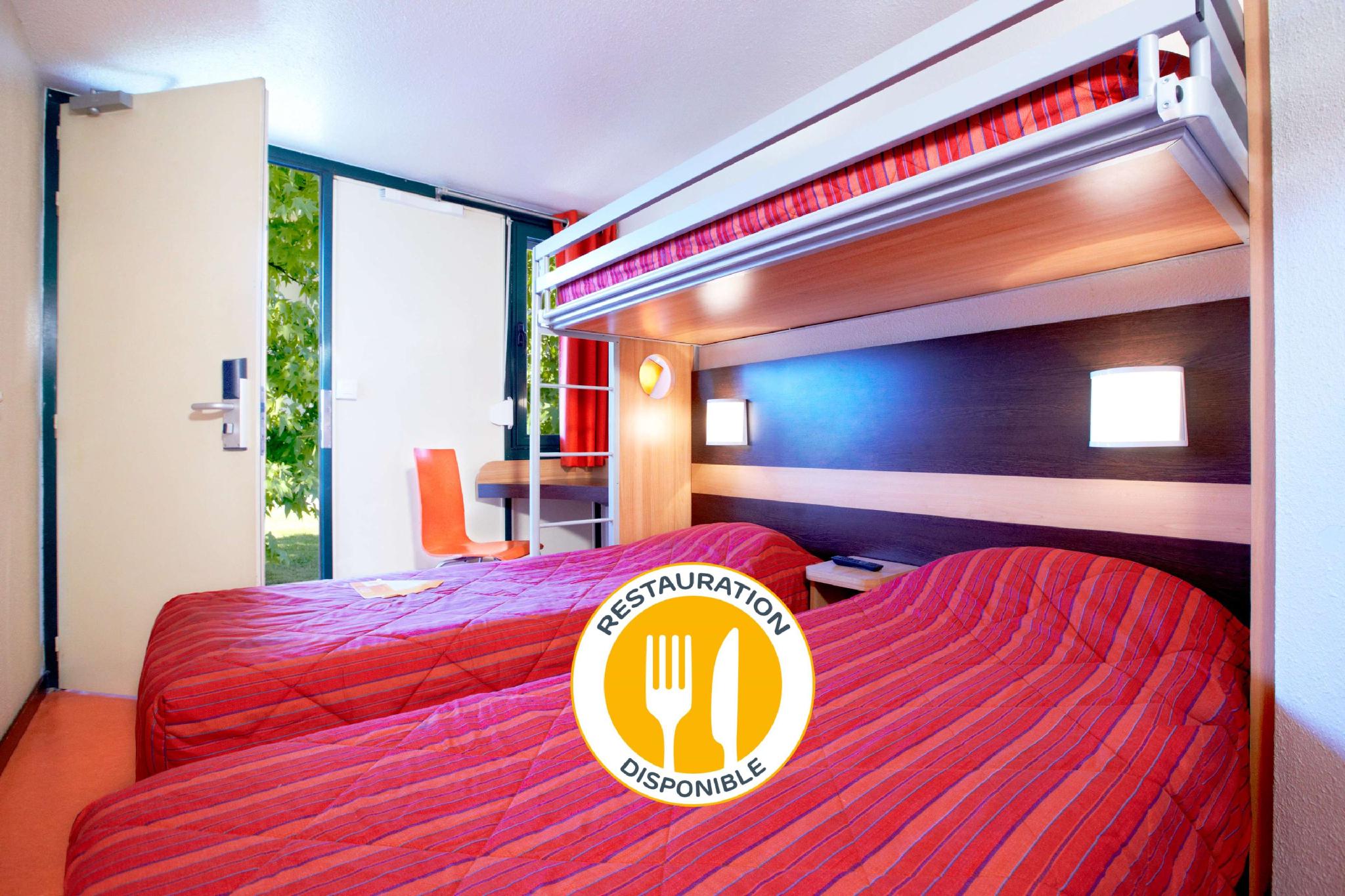 Trung tâm hội nghị