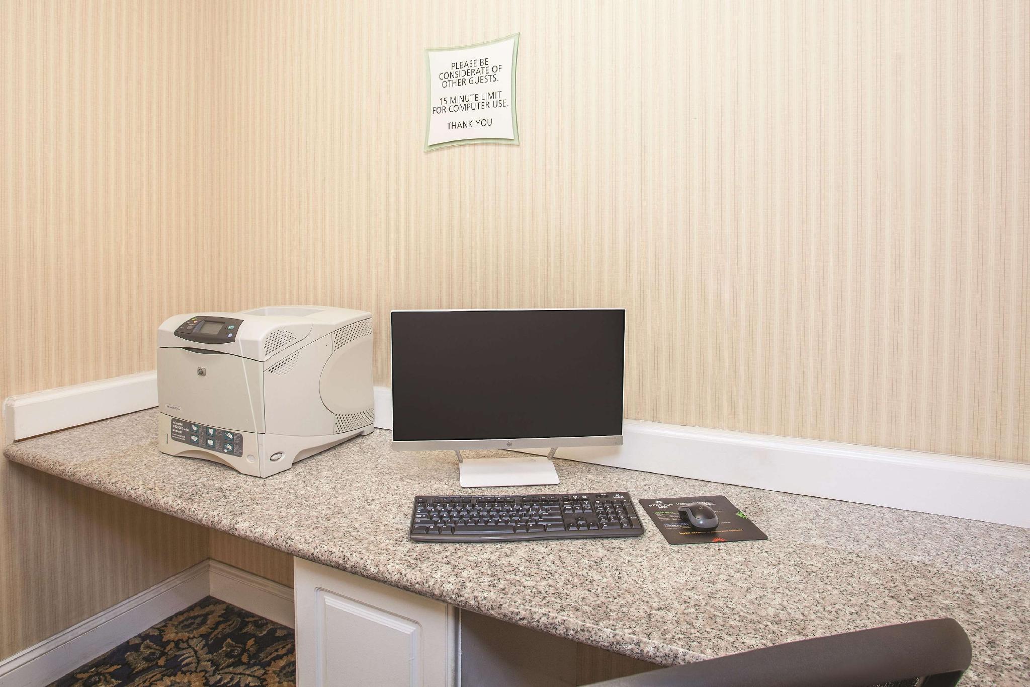 Trung tâm hội nghị