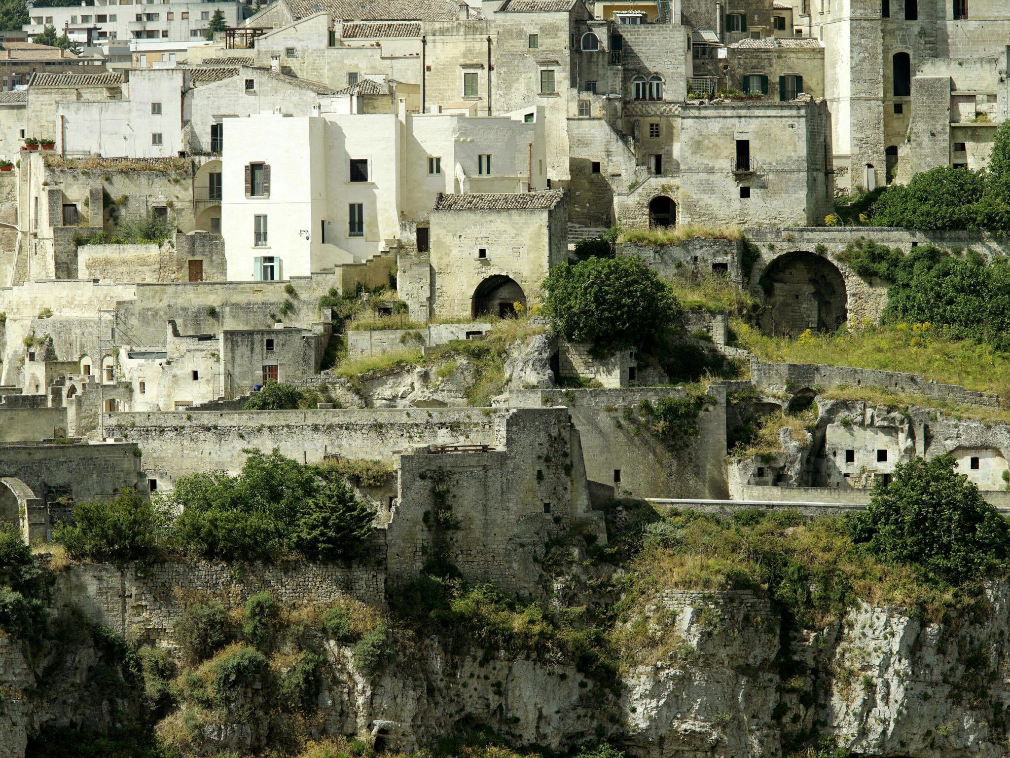 Khu vực xung quanh