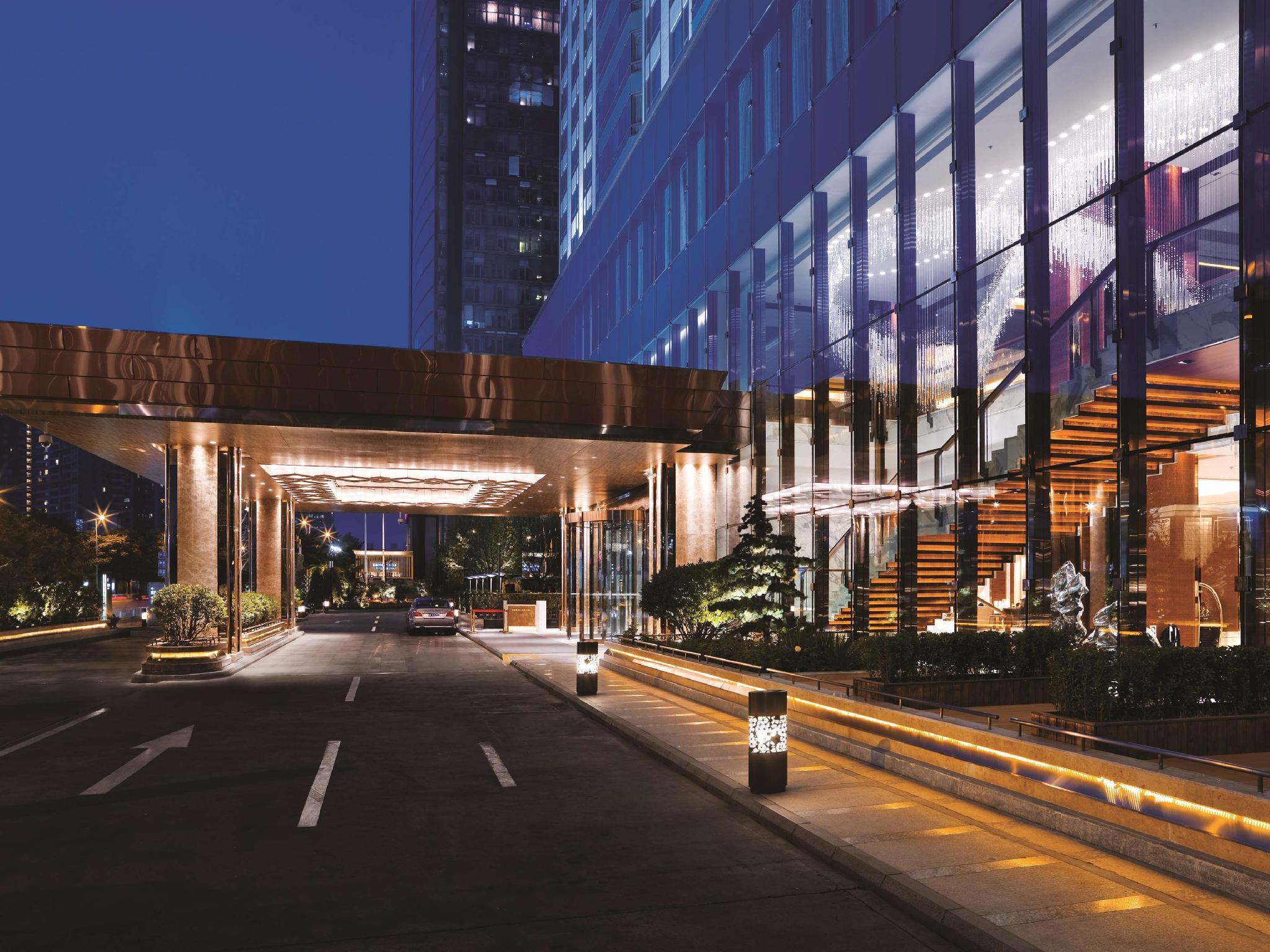 Ngoại cảnh khách sạn