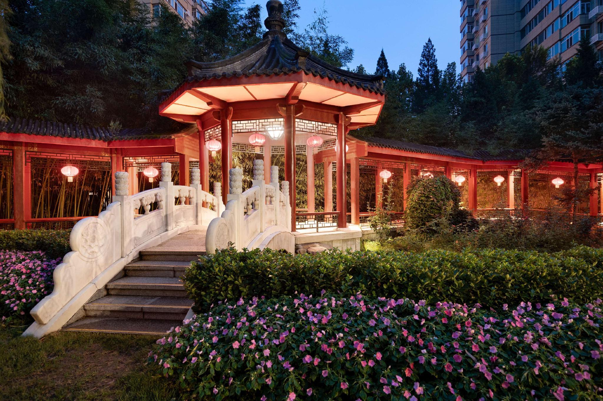 Ngoại cảnh khách sạn