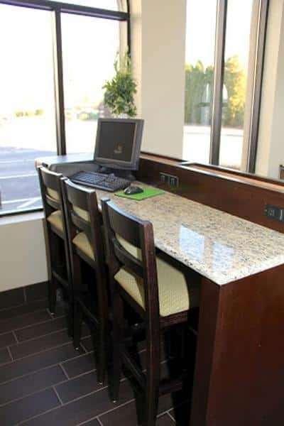 Trung tâm hội nghị