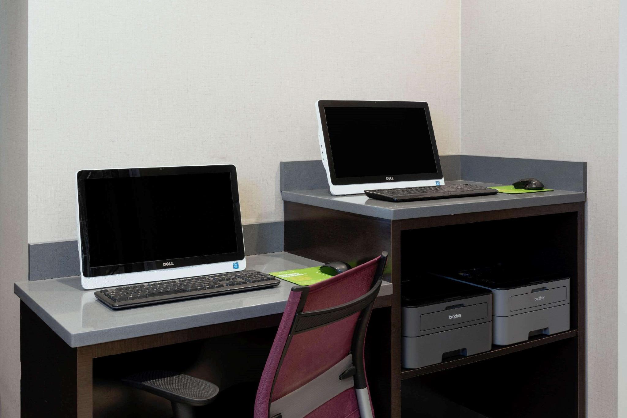 Trung tâm hội nghị