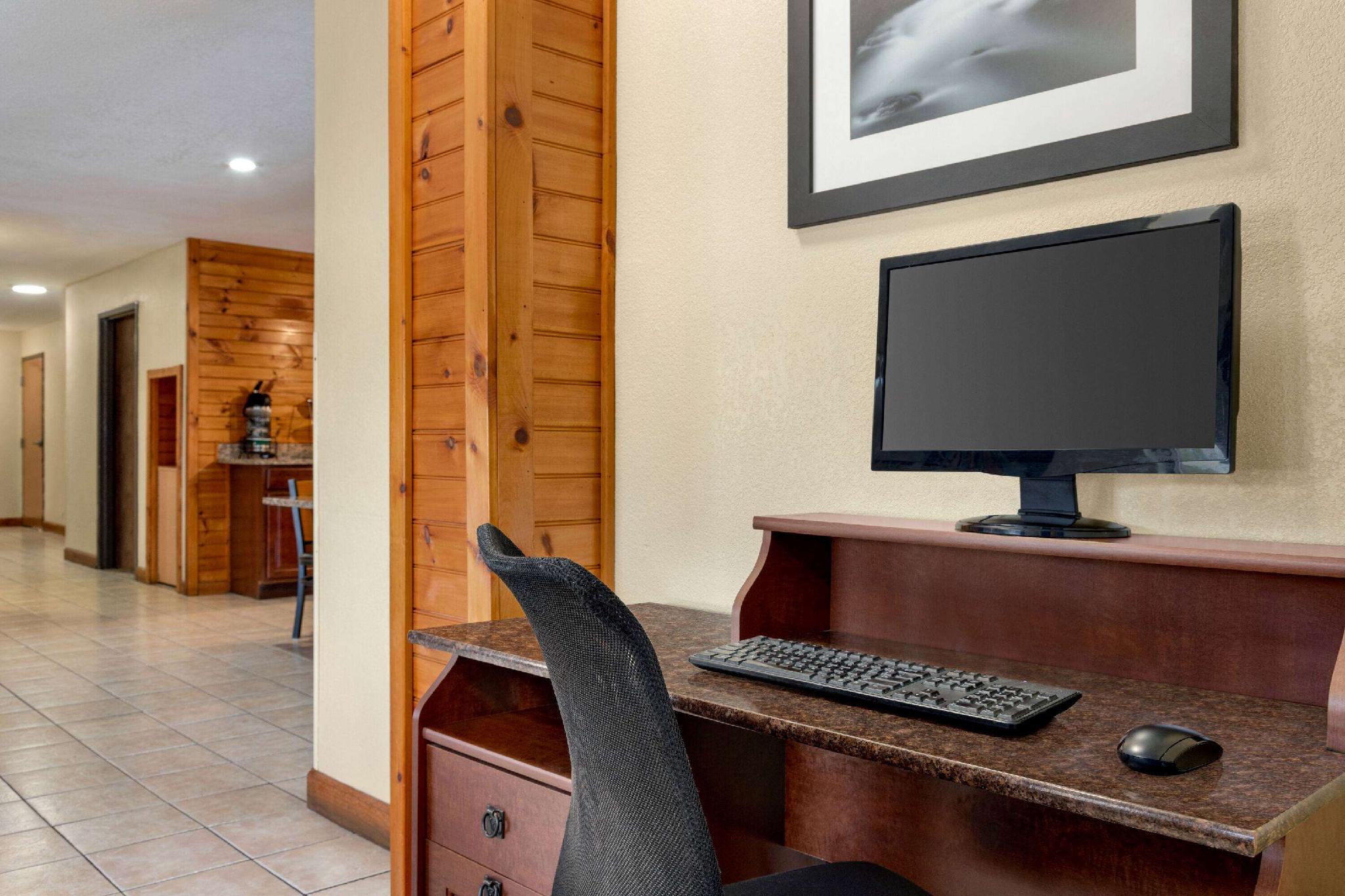 Trung tâm hội nghị