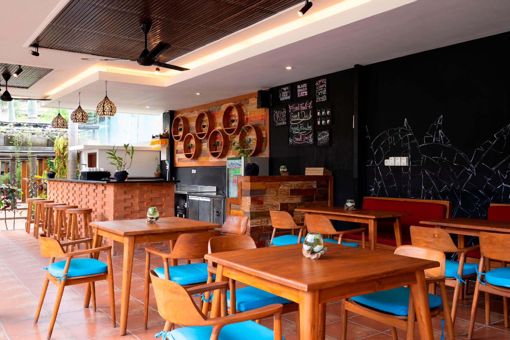 Ngoại cảnh khách sạn