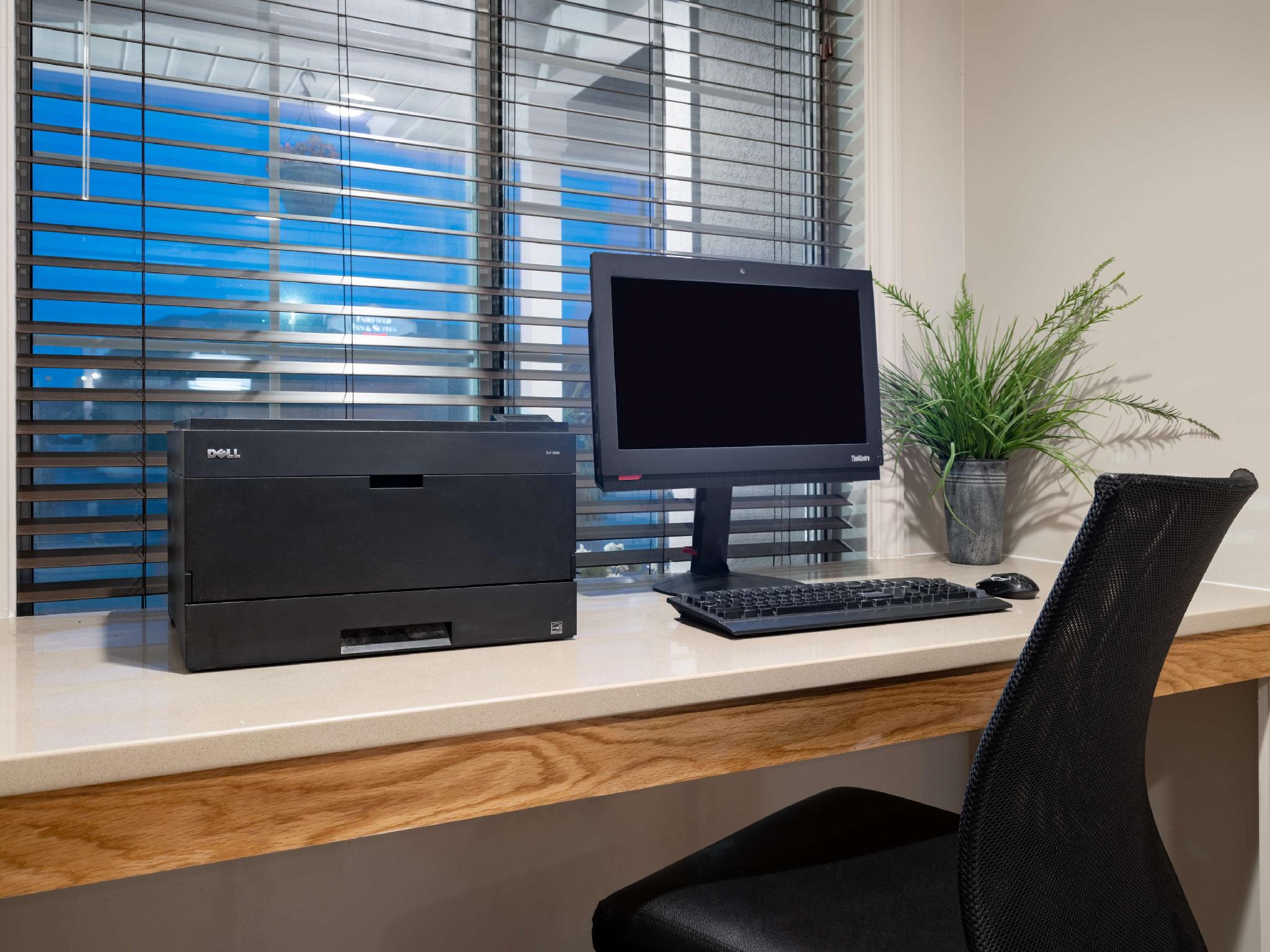 Trung tâm hội nghị