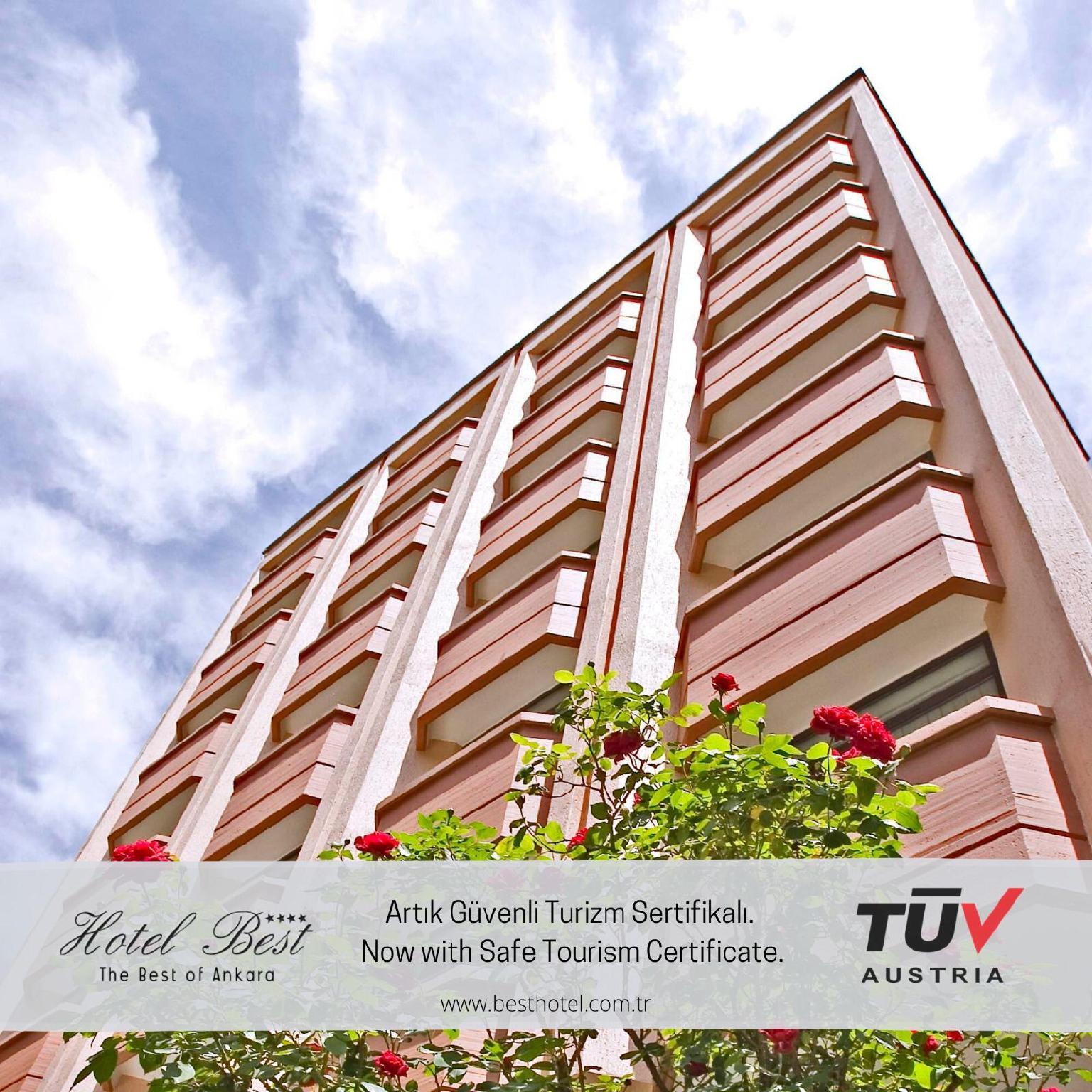 Ngoại cảnh khách sạn