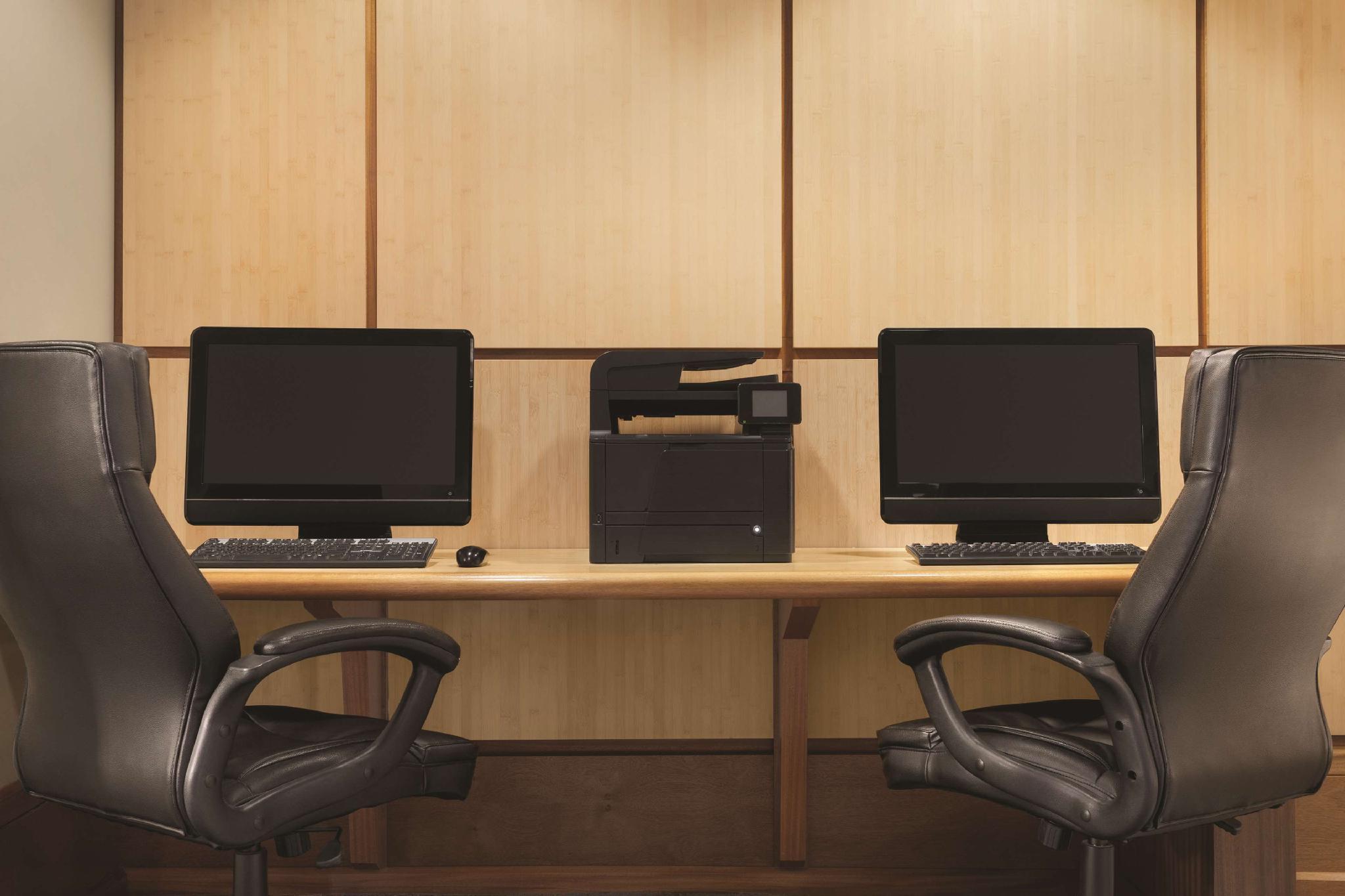 Trung tâm hội nghị