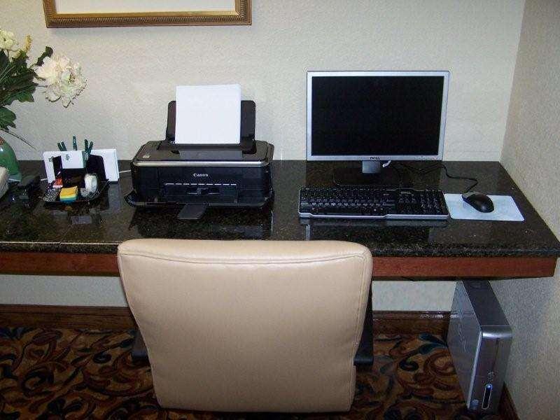 Trung tâm hội nghị