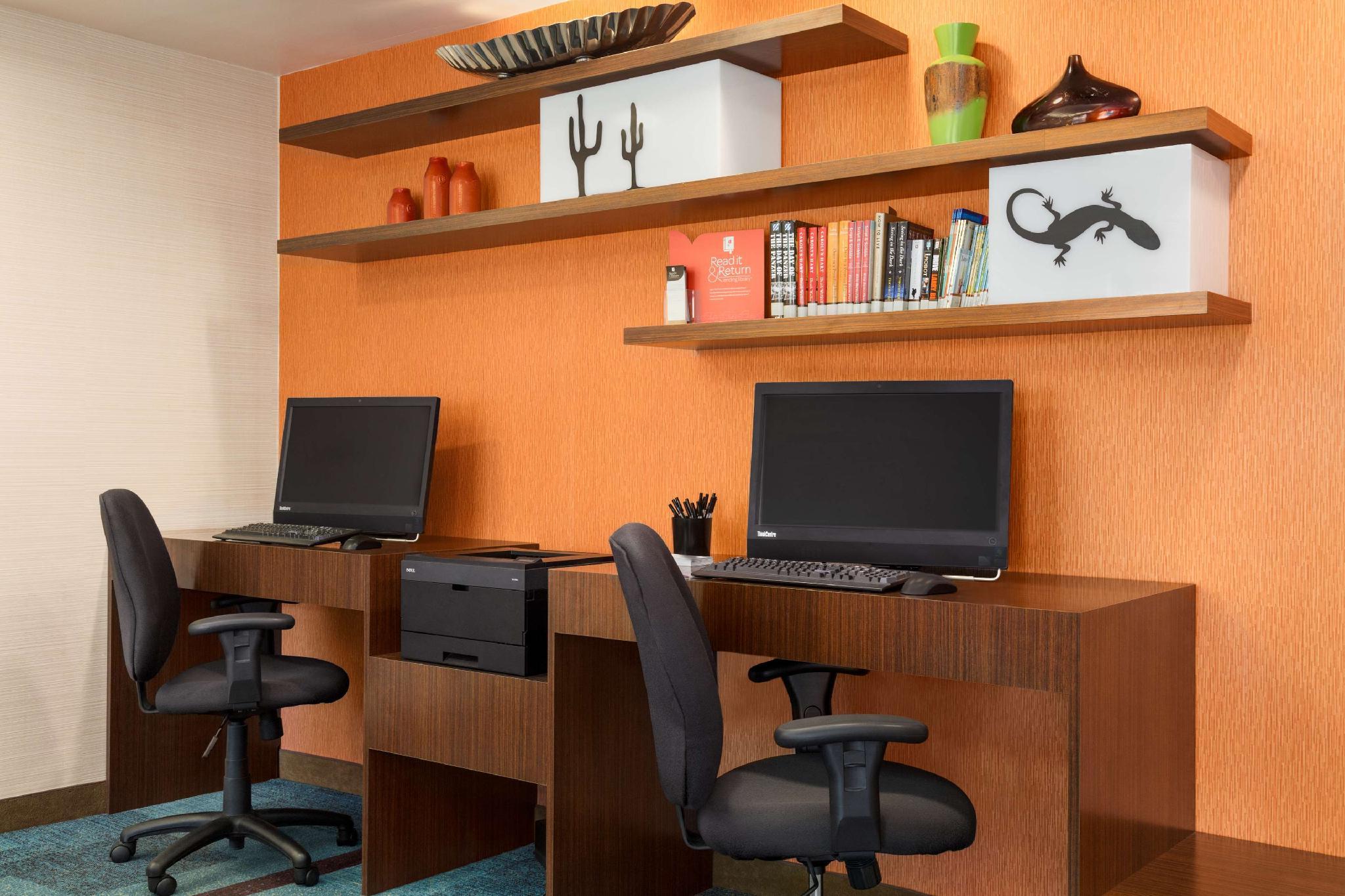 Trung tâm hội nghị