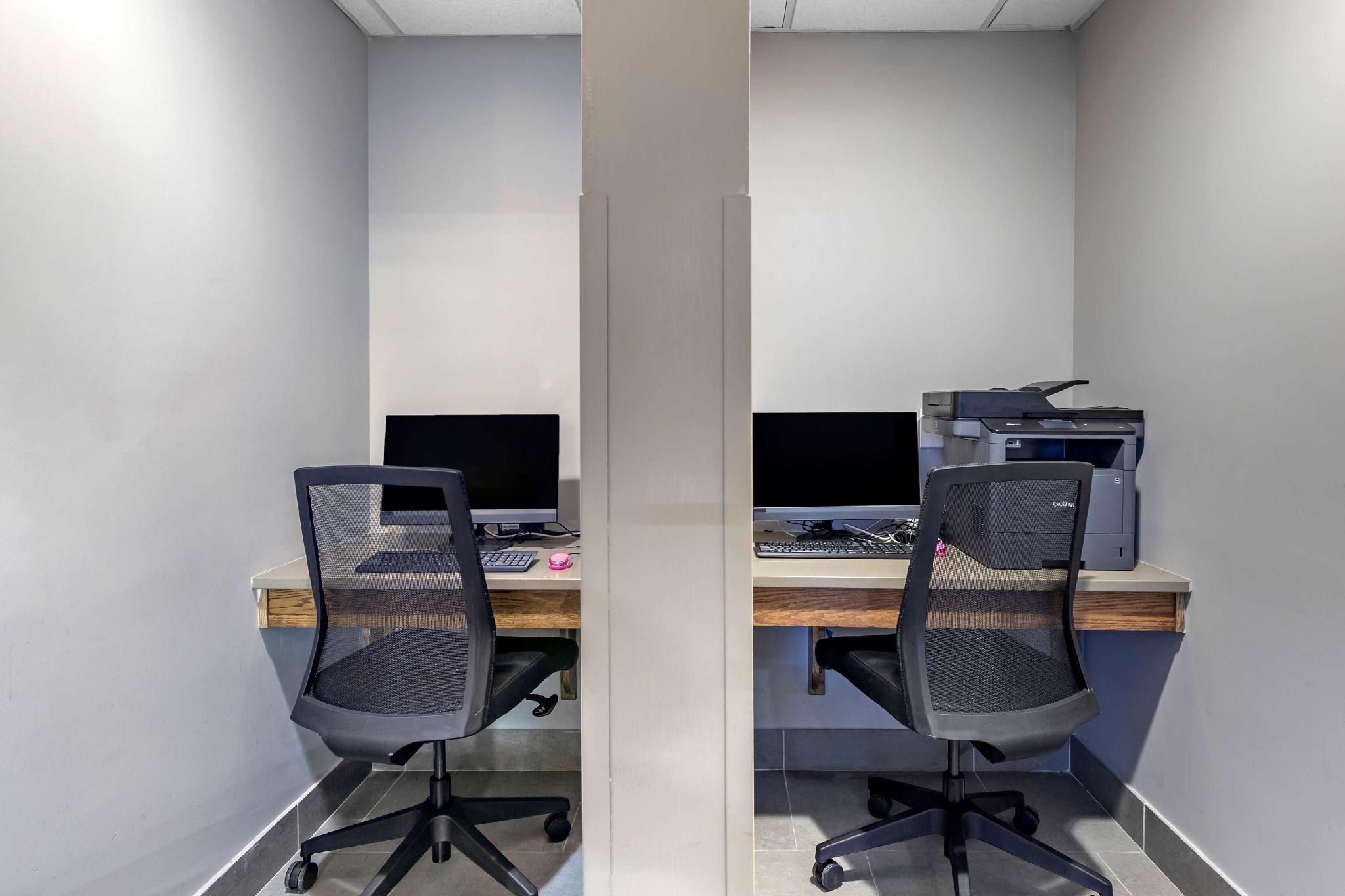 Trung tâm hội nghị