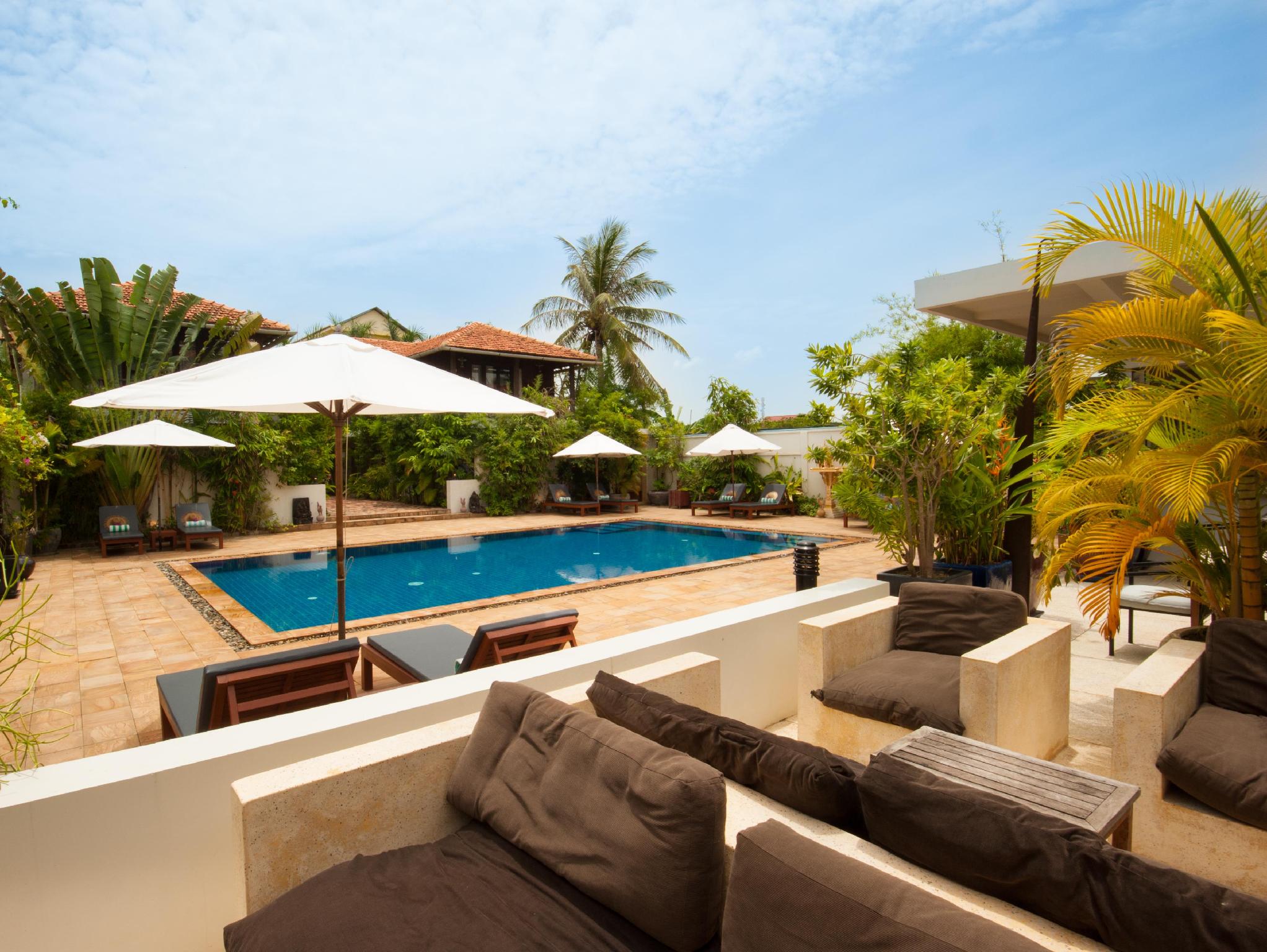 Ngoại cảnh khách sạn