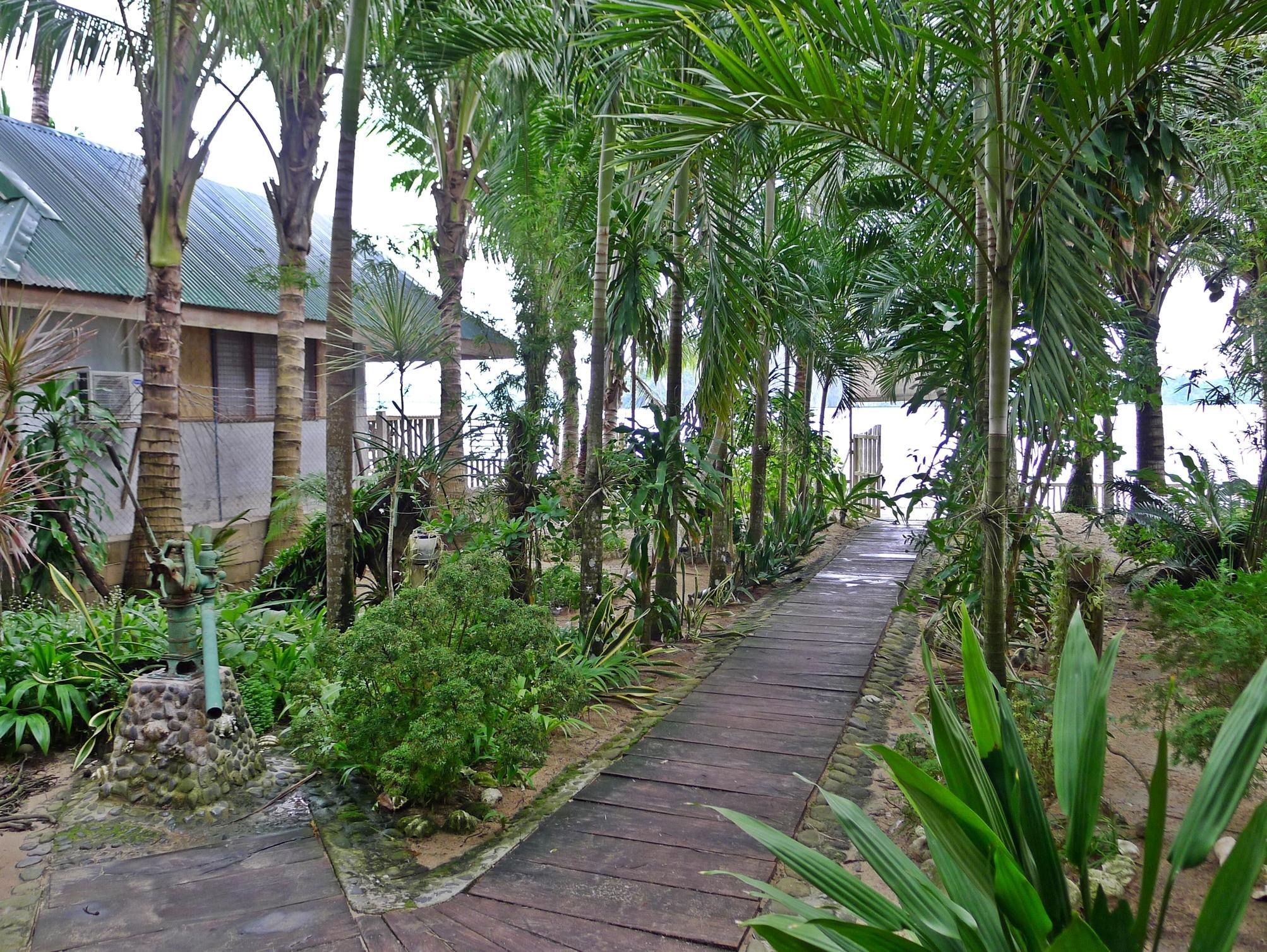 Ngoại cảnh khách sạn