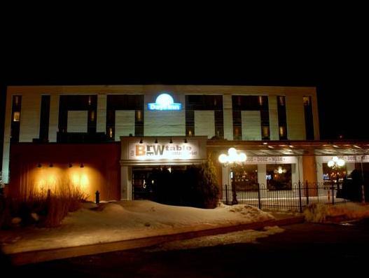 Ngoại cảnh khách sạn