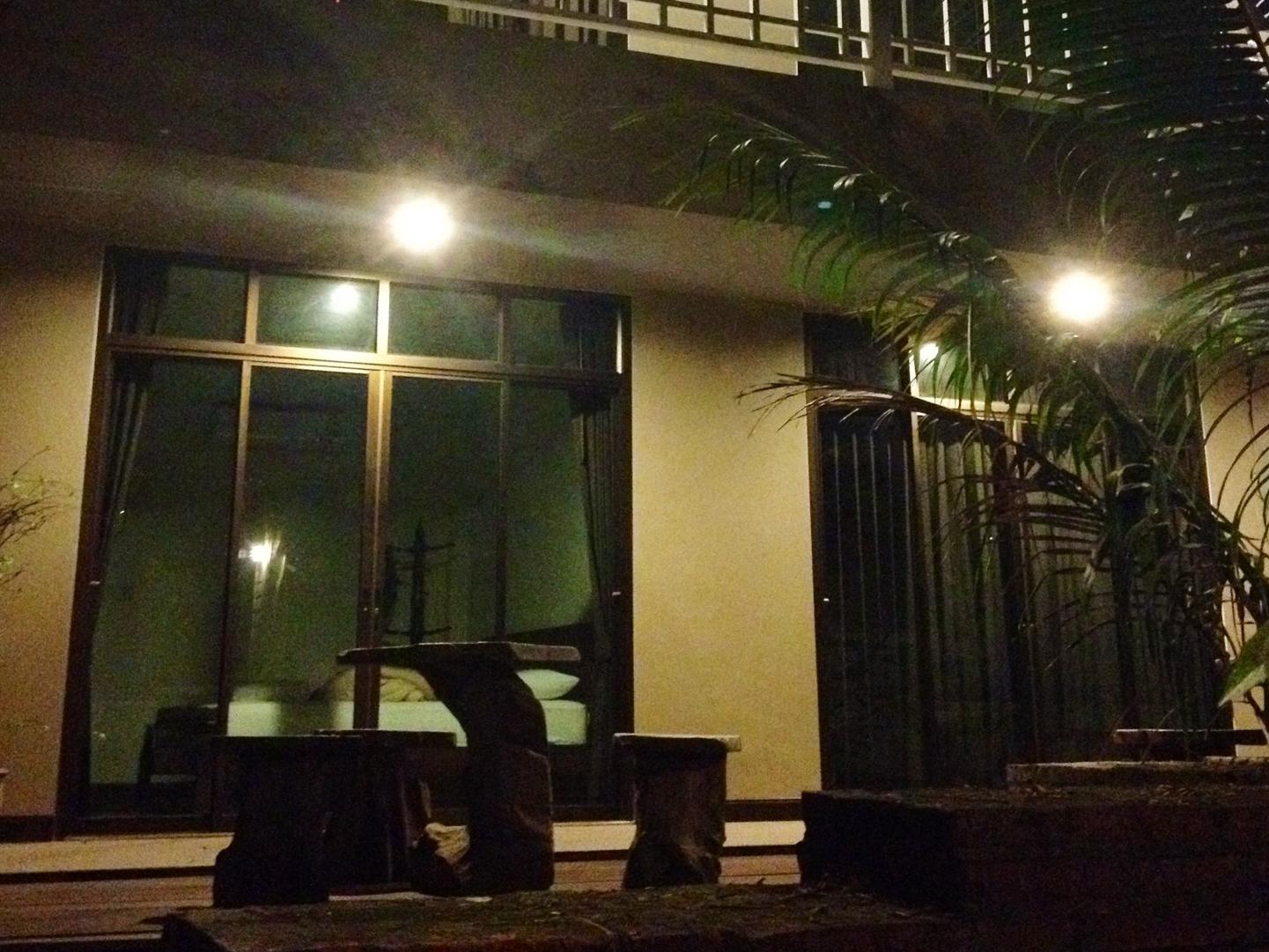 Ngoại cảnh khách sạn