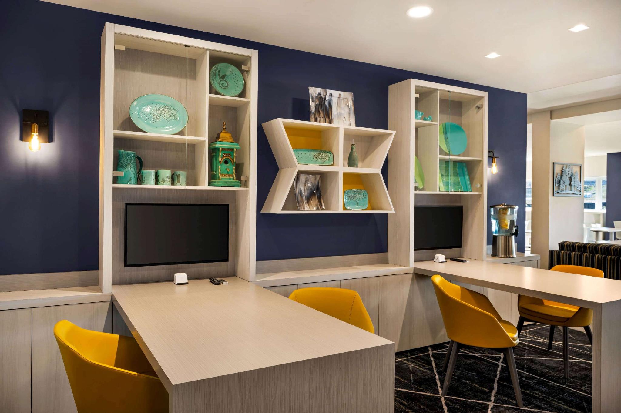 Trung tâm hội nghị