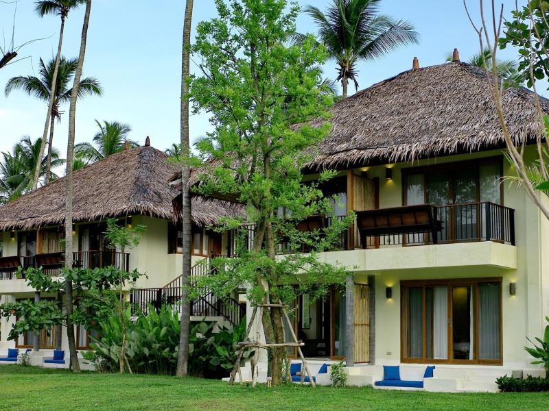 Ngoại cảnh khách sạn