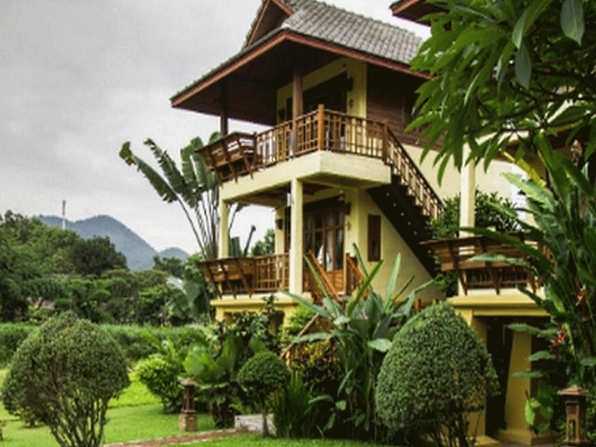 Ngoại cảnh khách sạn